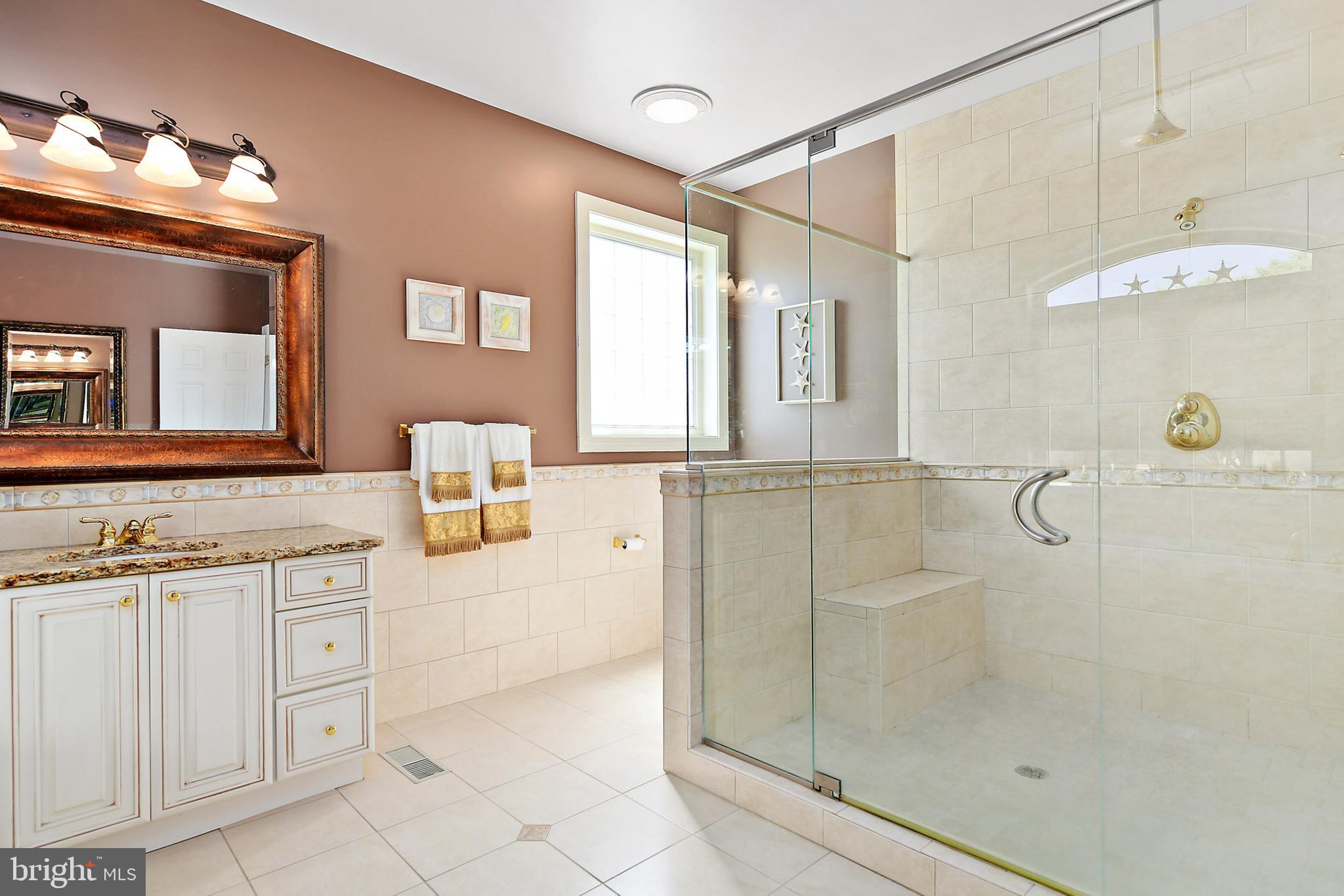 HERON HARBOUR - Residential