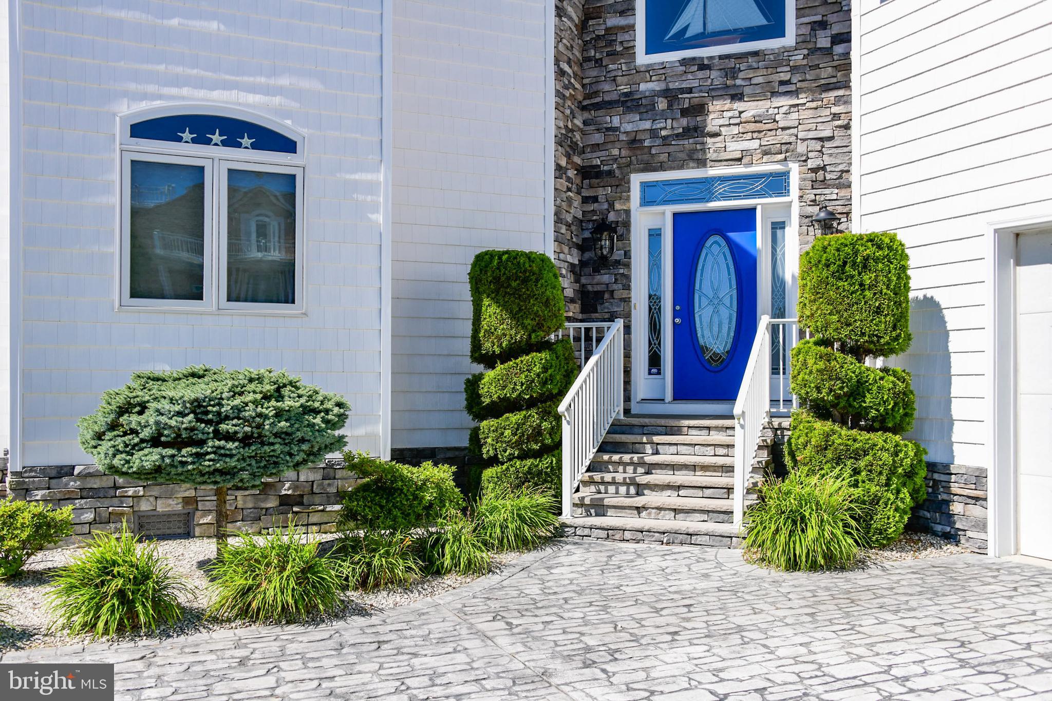 HERON HARBOUR - Residential