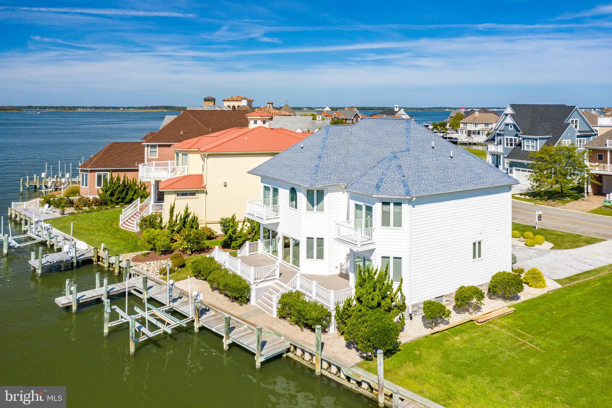 HERON HARBOUR - Residential