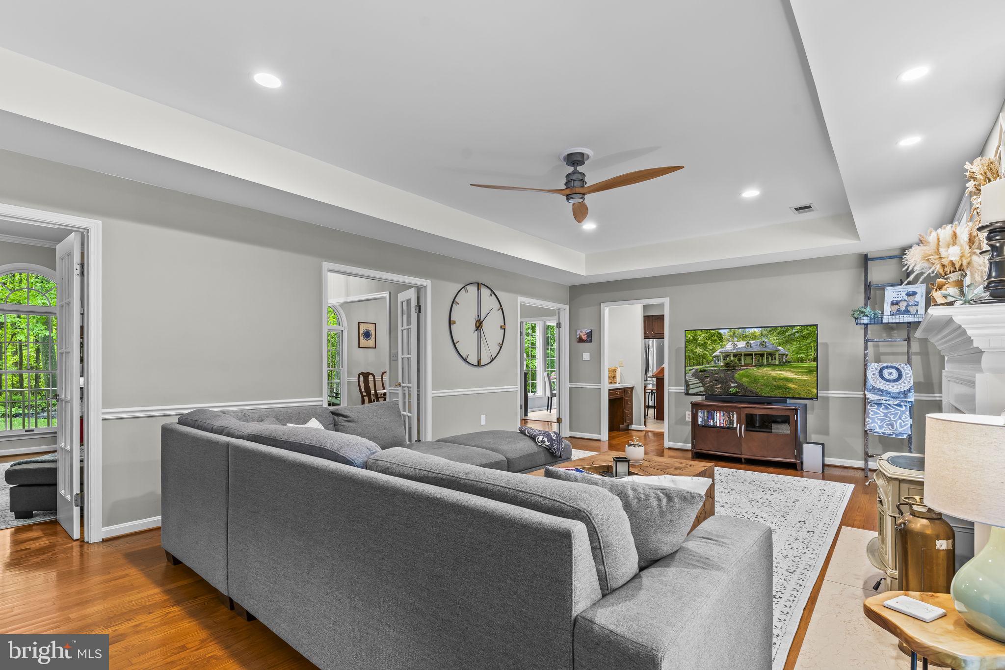 FERRY LANDING WOODS - Residential