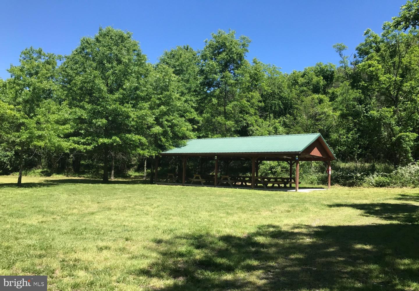 FERRY LANDING WOODS - Residential