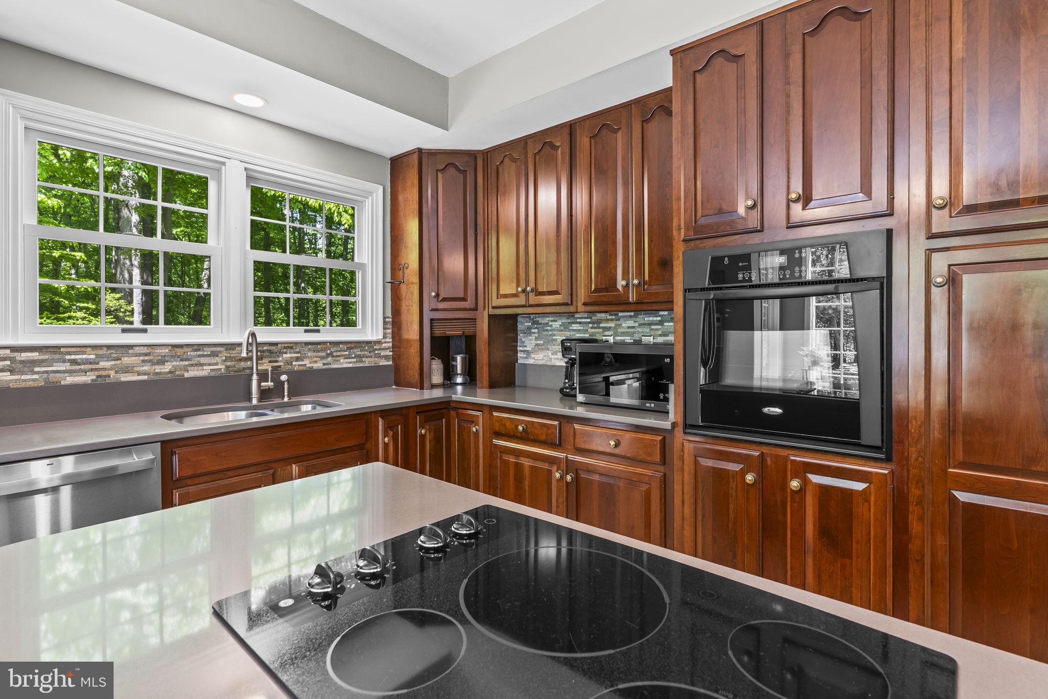 FERRY LANDING WOODS - Residential