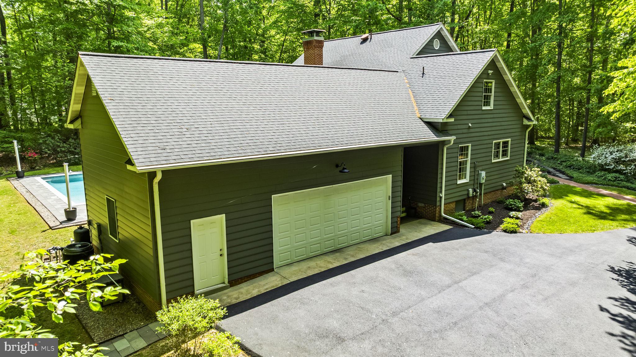 FERRY LANDING WOODS - Residential