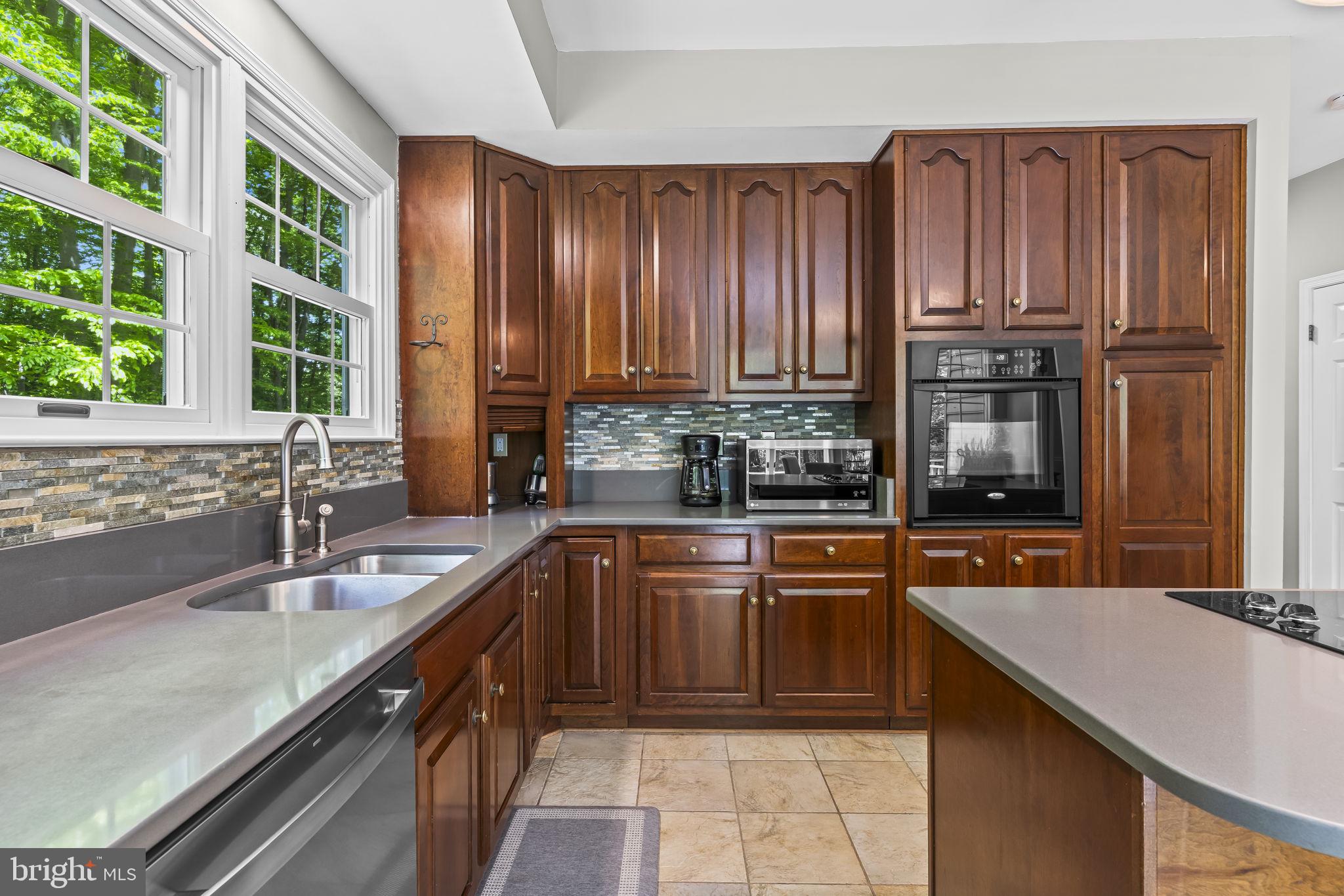 FERRY LANDING WOODS - Residential