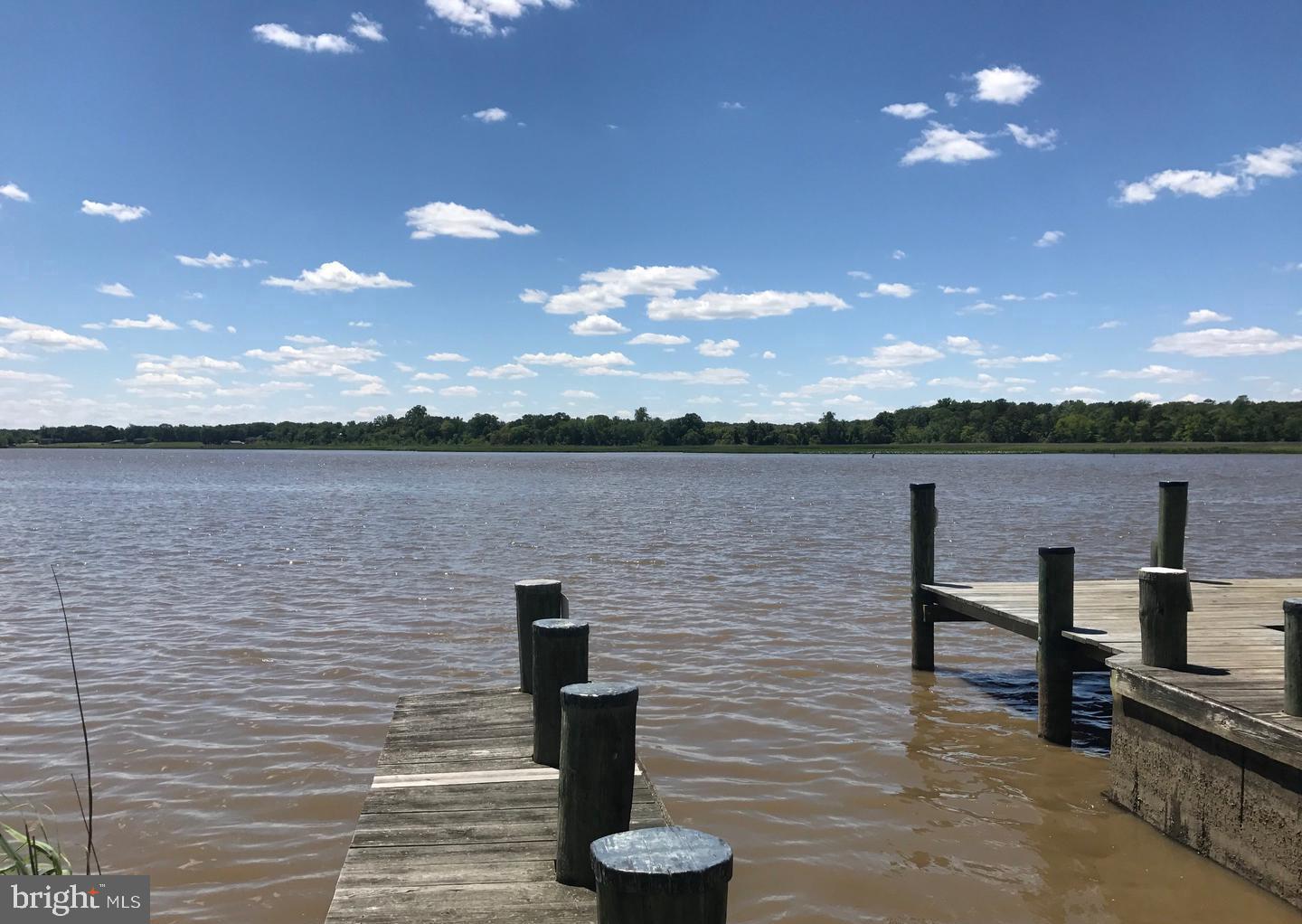 FERRY LANDING WOODS - Residential
