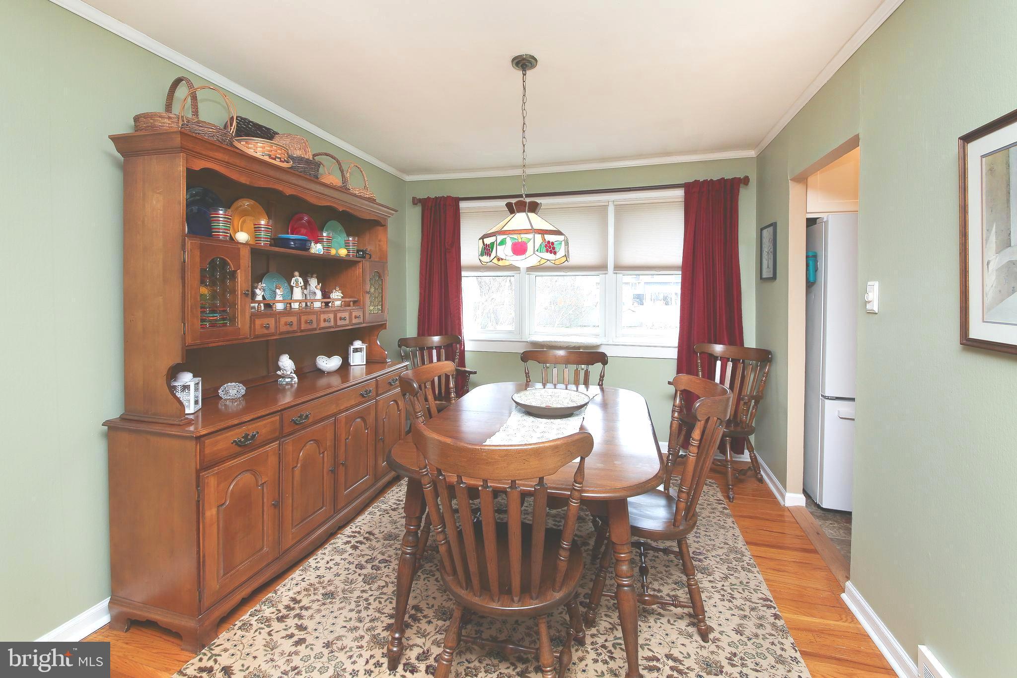 WOODS EDGE - Residential