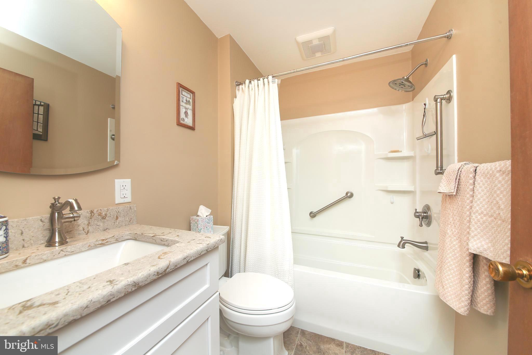 WOODS EDGE - Residential