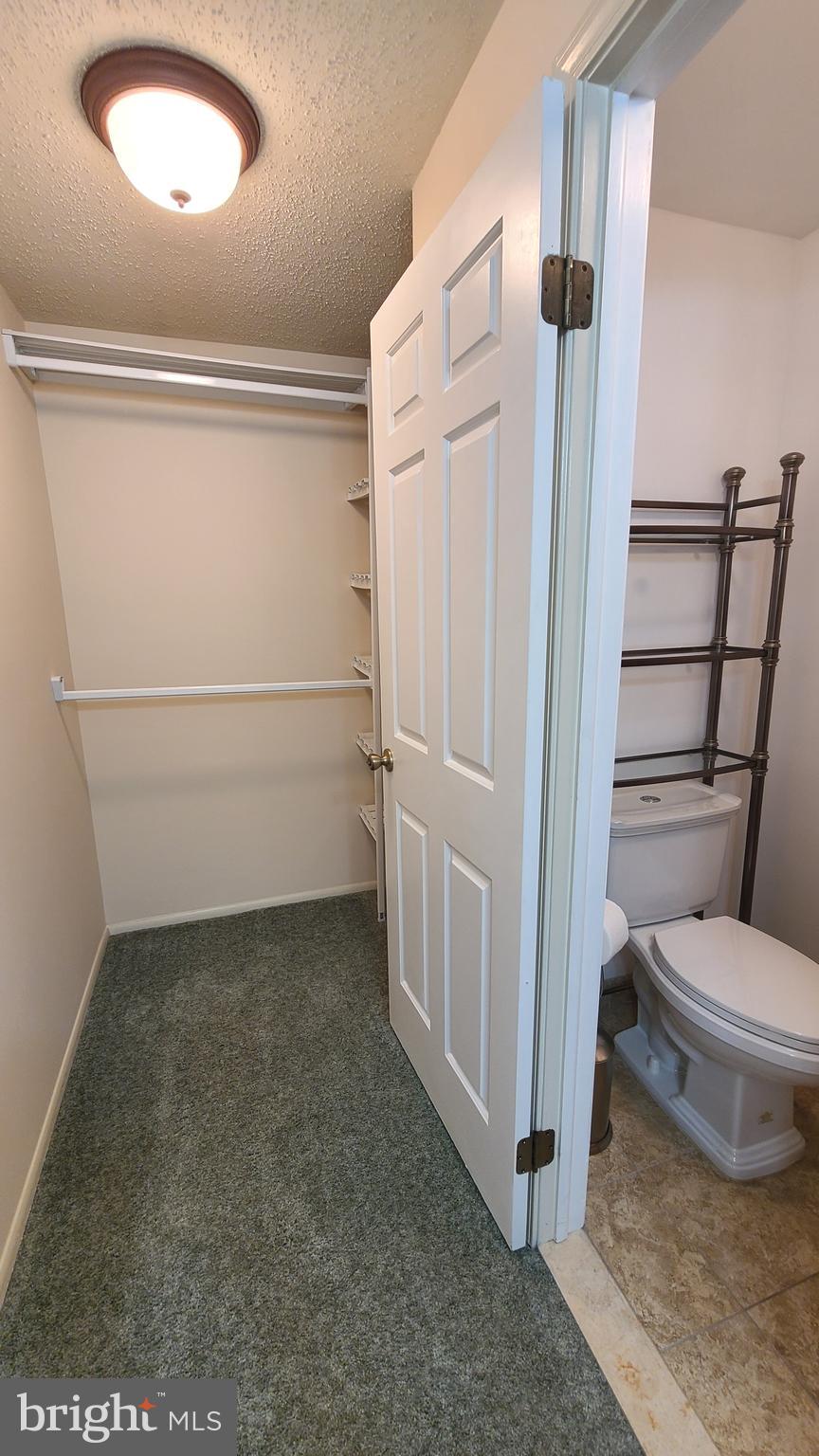 D EVEREUX WEST - Residential Lease