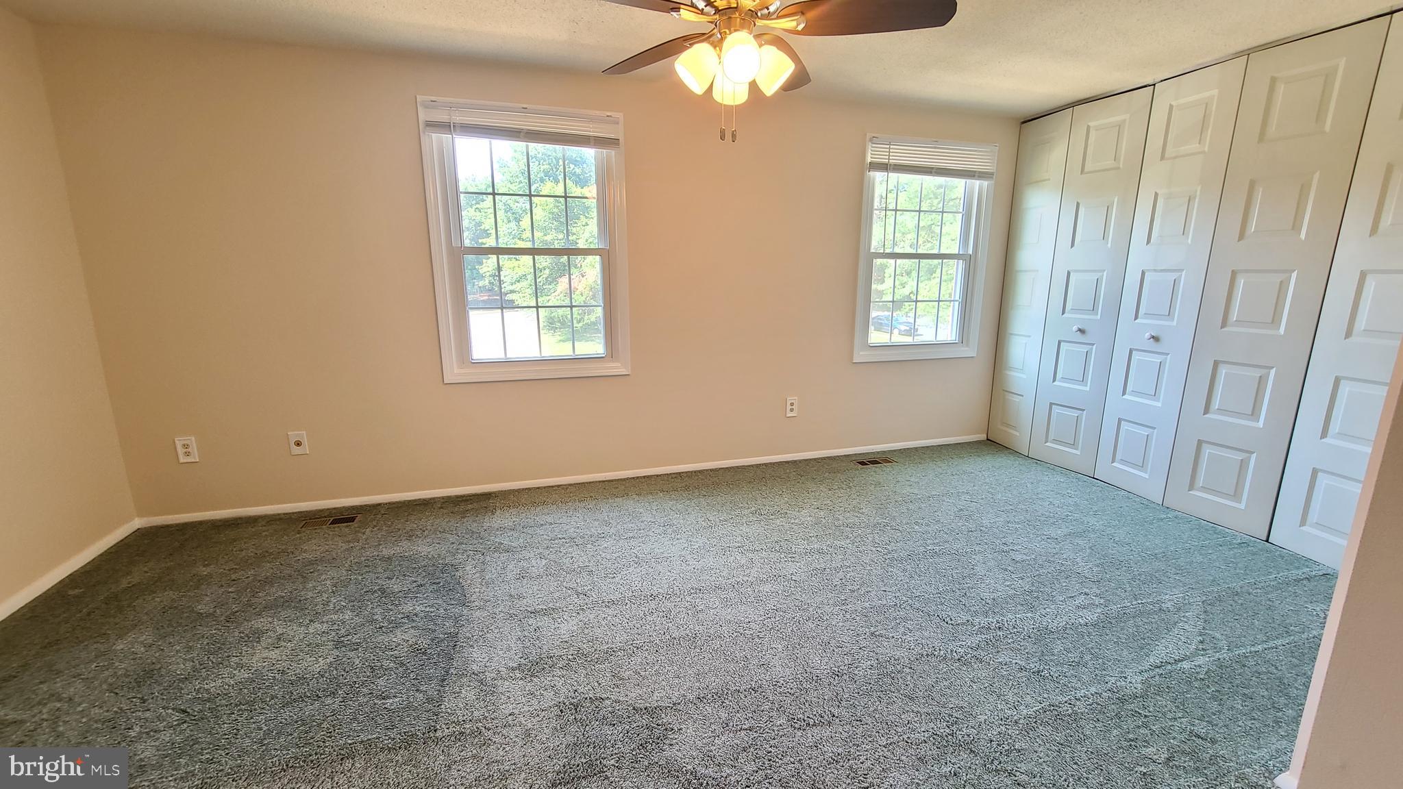 D EVEREUX WEST - Residential Lease