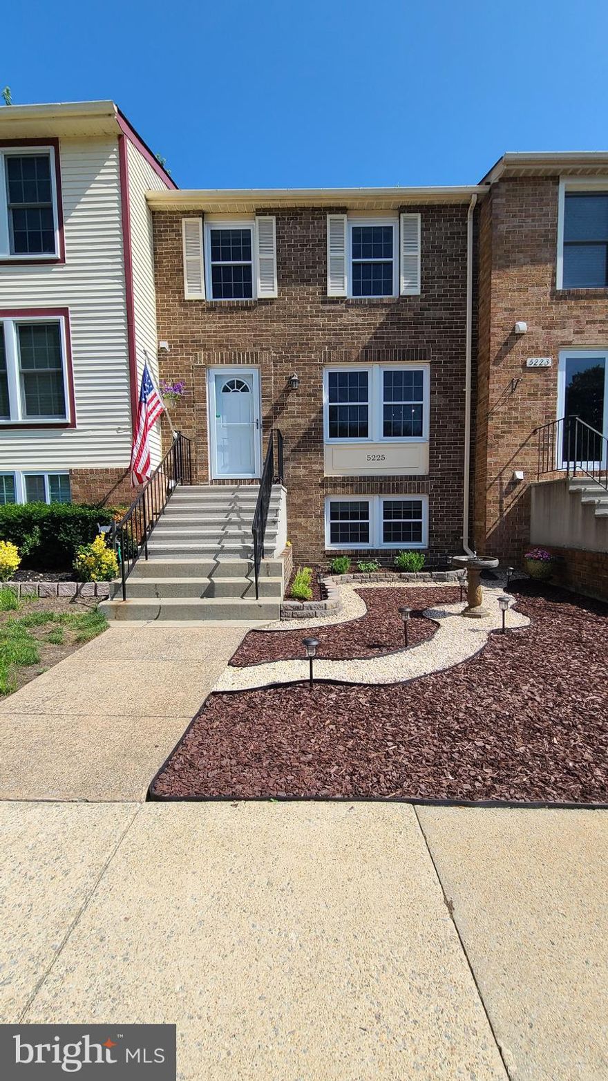 The owners prefer good credit applicants only at this time.  2 years lease or longer. Pets are accepted on a case-by-case basis. Best home at a good price! Prime location,  close to Metro stations, short distance to Fort Belvoir, Wegman's, Amazon Fresh, two town centers, and all transportation routes. Beautiful brick-front townhome in a quiet cul-de-sac. Newly renovated kitchen with stainless steel appliances, granite counter top, and new cabinets. T.