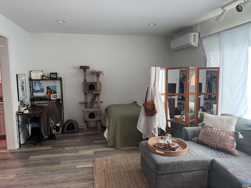 Available 8/1/2026! UVA ALERT! Studio apartment located on The Corner! Newly renovated and looks beautiful!! Fantastic location! On the UVA Corner. Second one bedroom apartment space available now! Very close to Downtown, Midtown, UVA hospital.