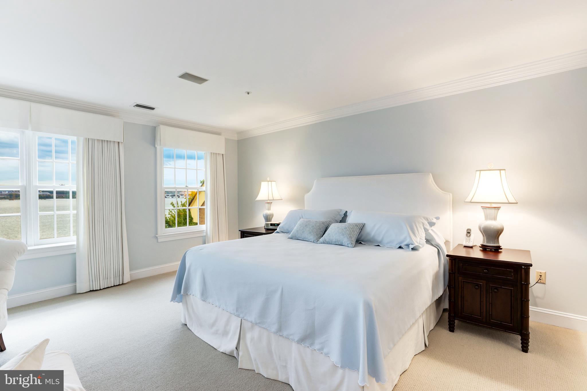 HARBORSIDE - Residential