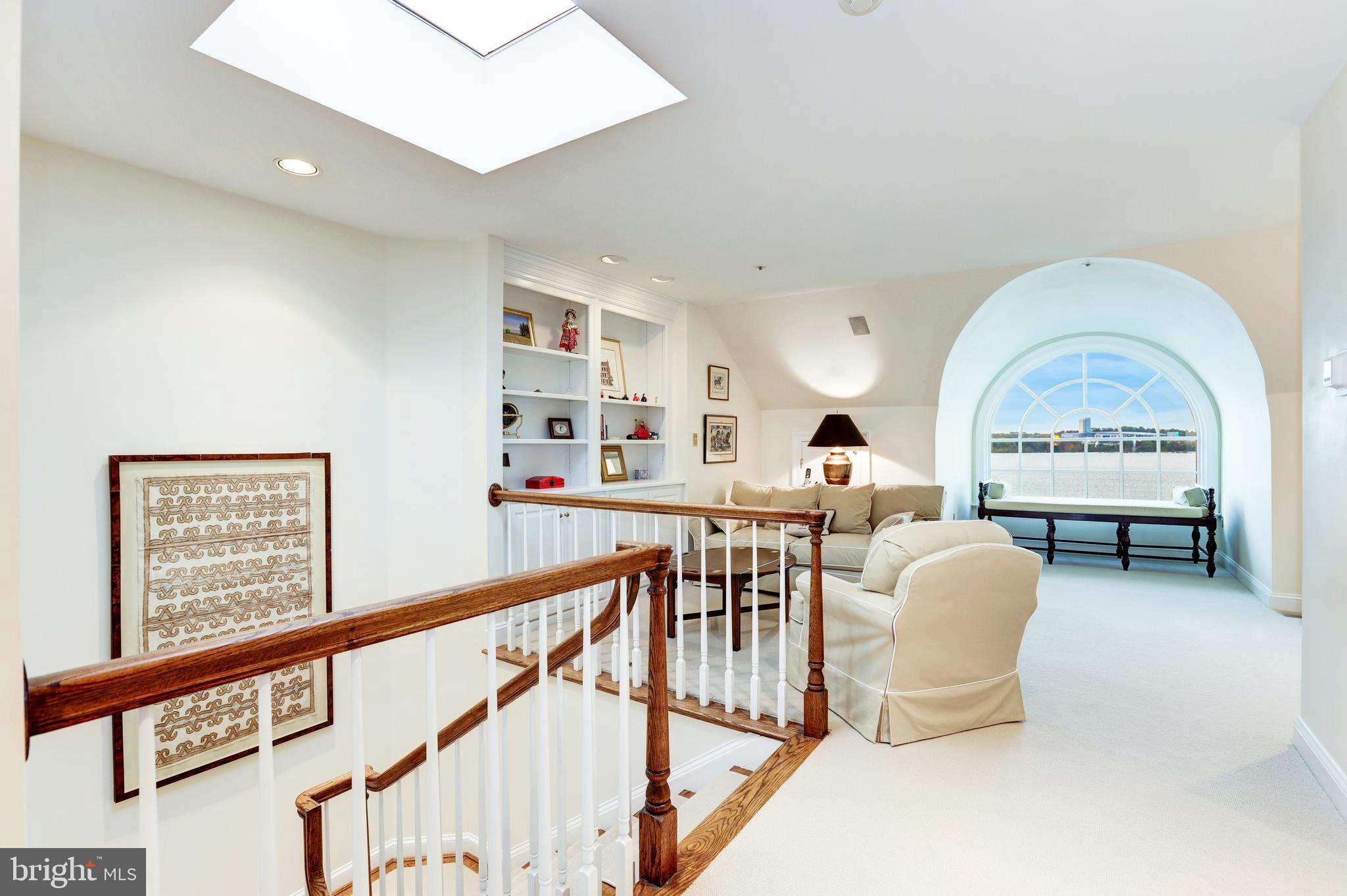 HARBORSIDE - Residential