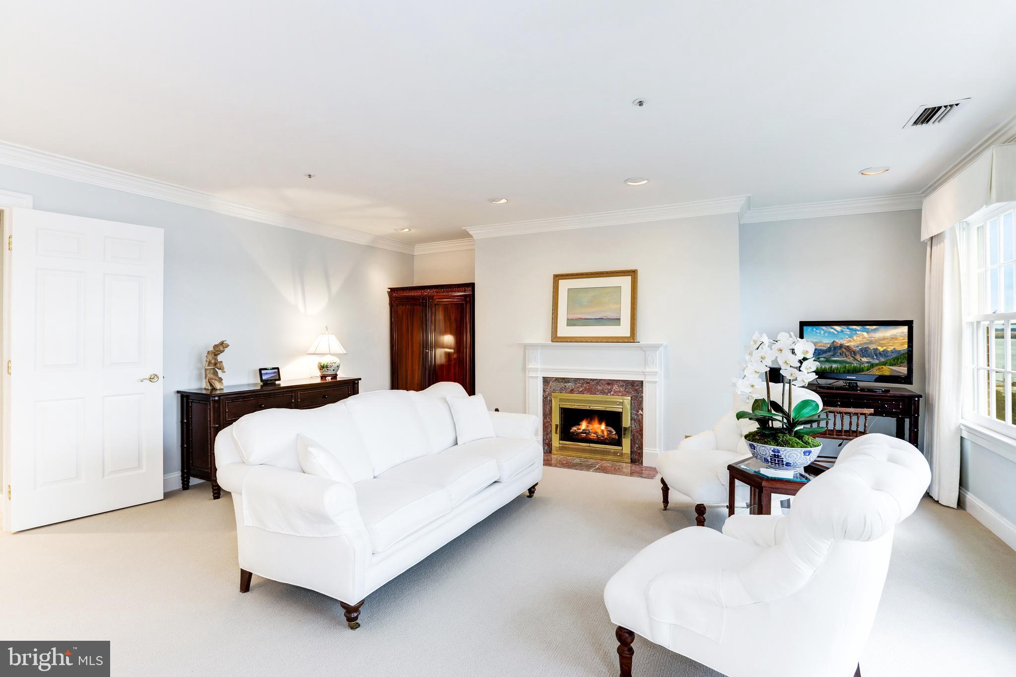 HARBORSIDE - Residential