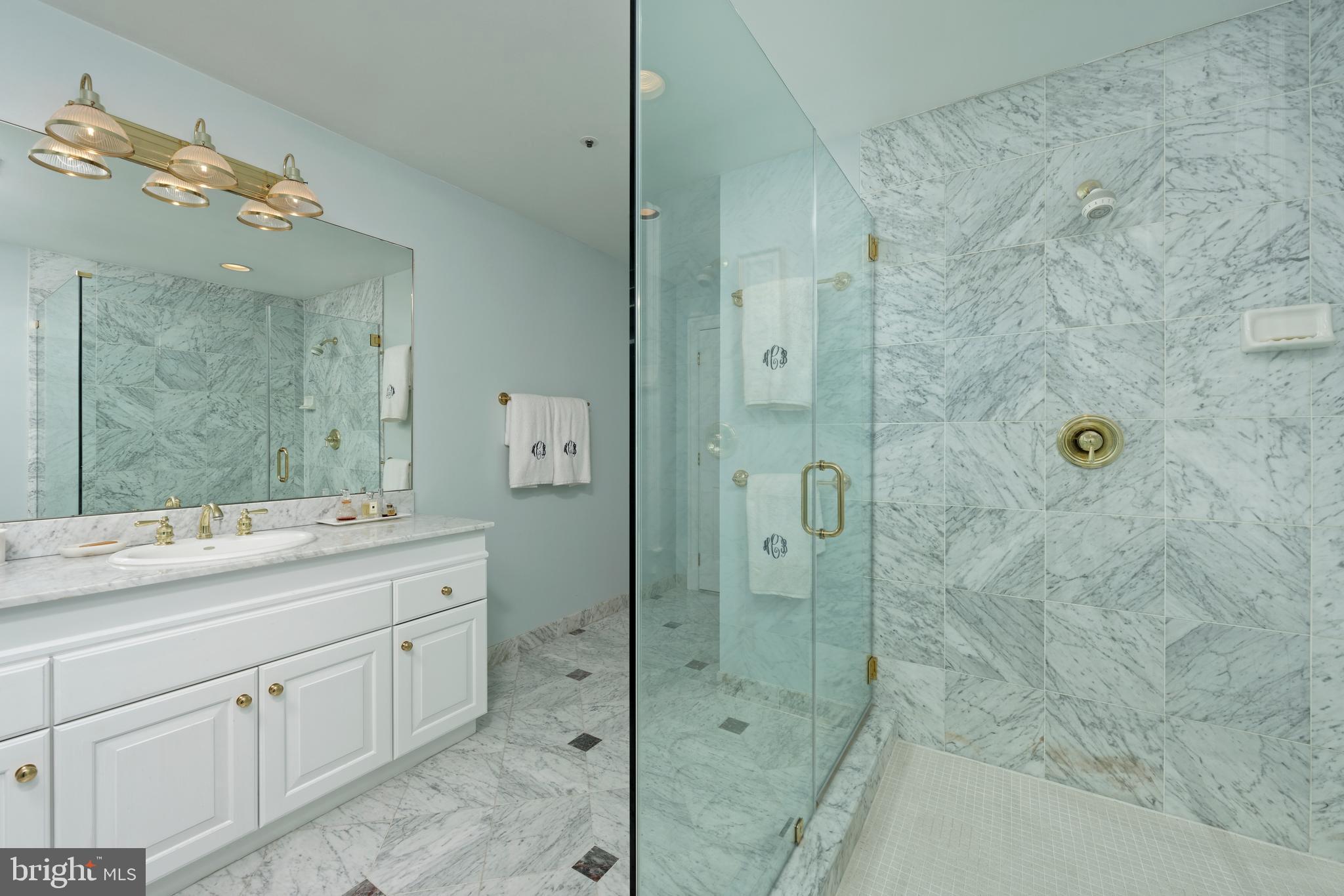 HARBORSIDE - Residential