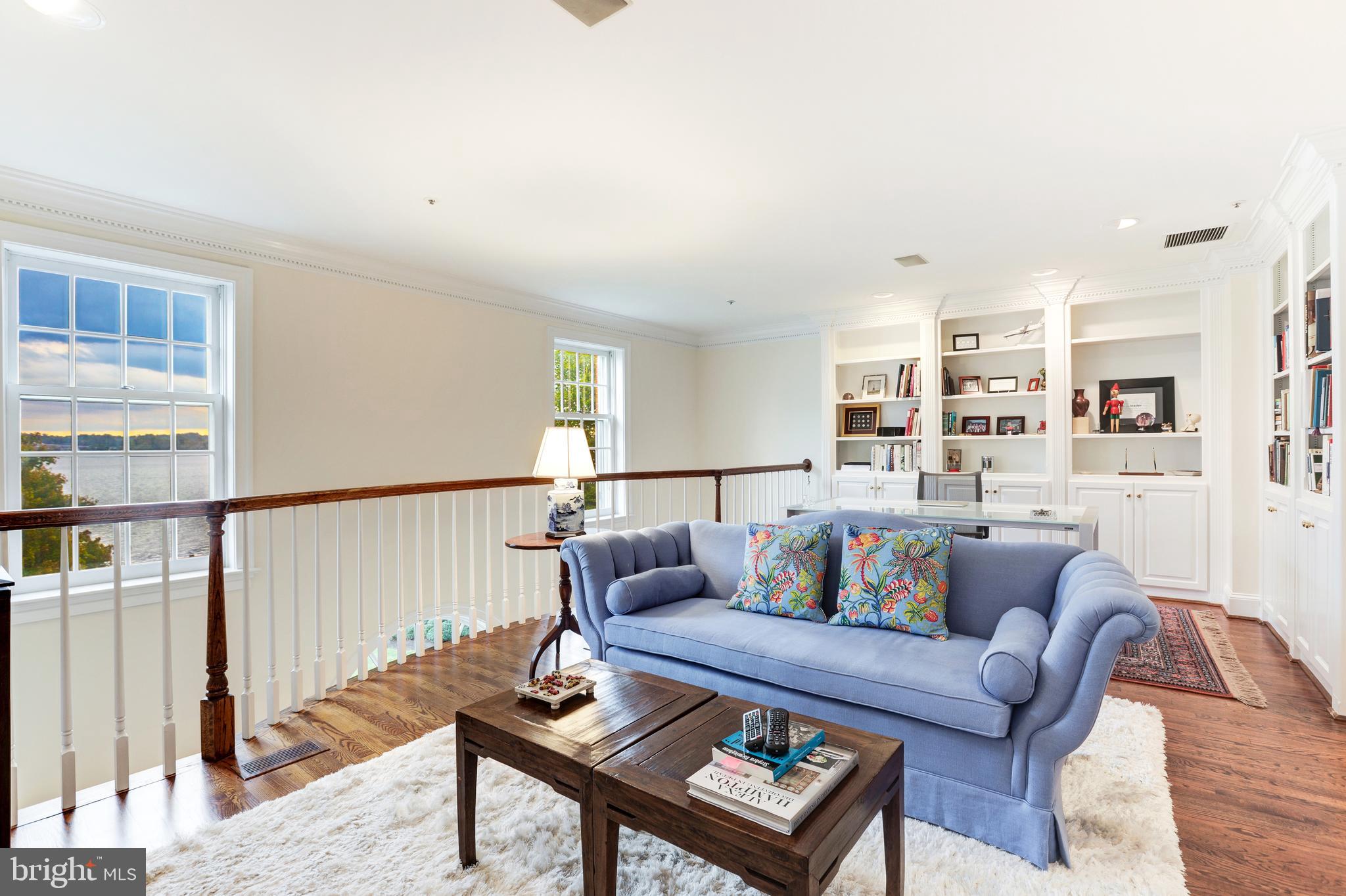 HARBORSIDE - Residential