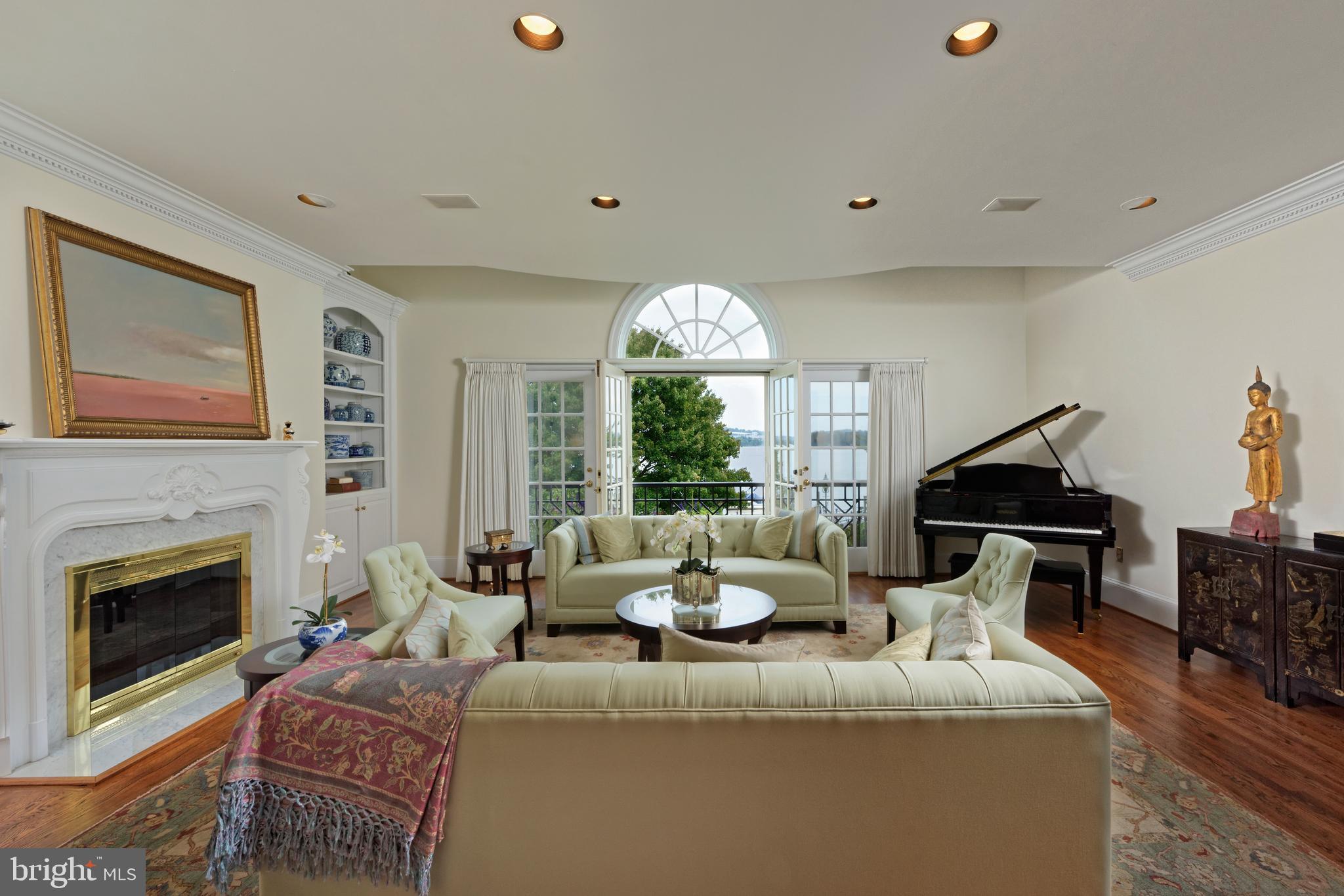 HARBORSIDE - Residential