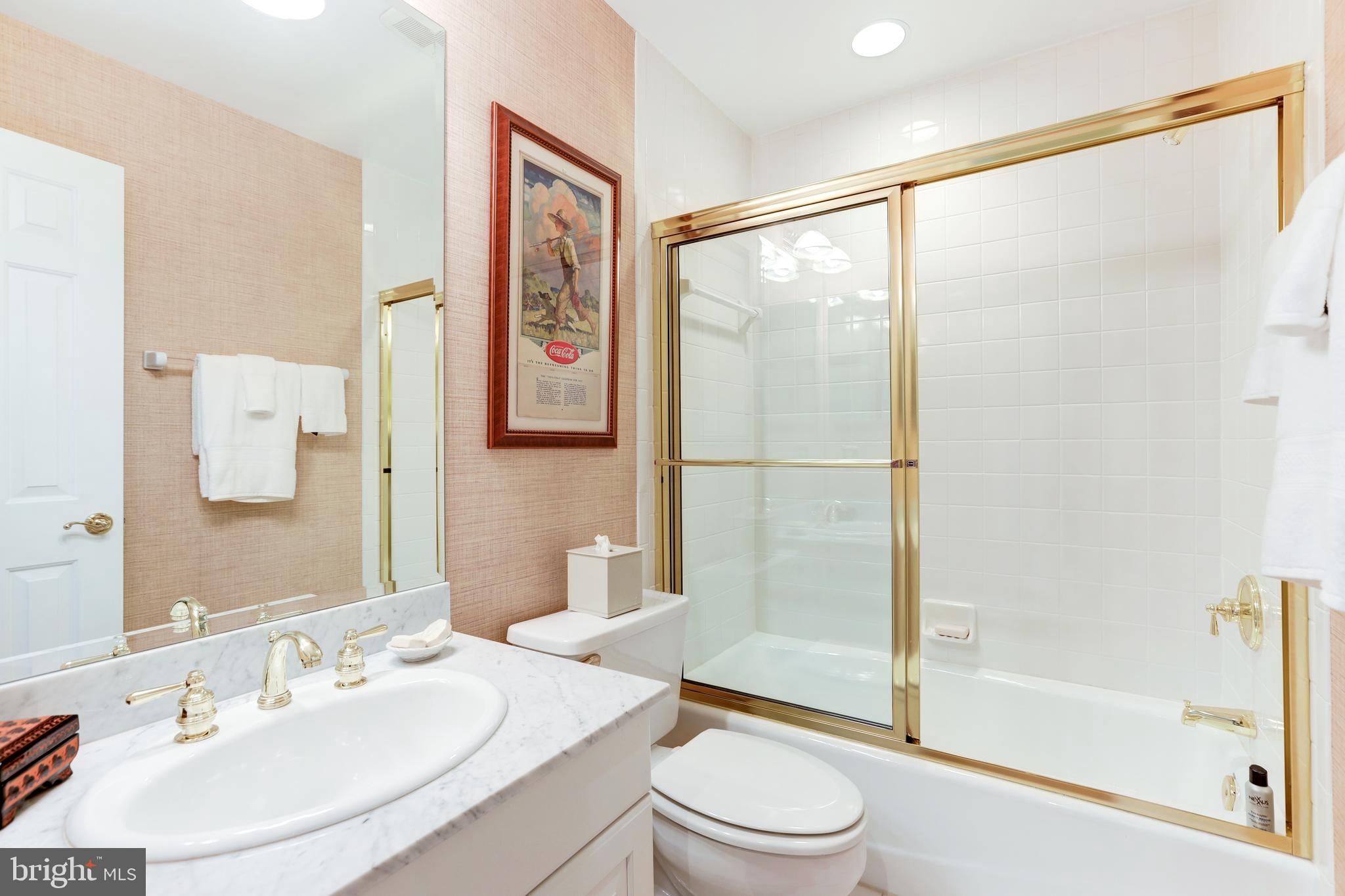 HARBORSIDE - Residential