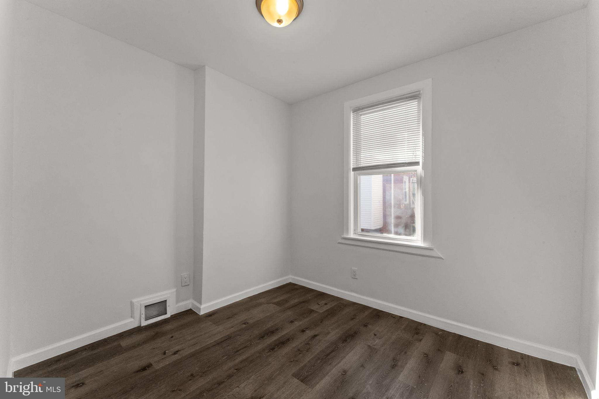 POINT BREEZE - Residential