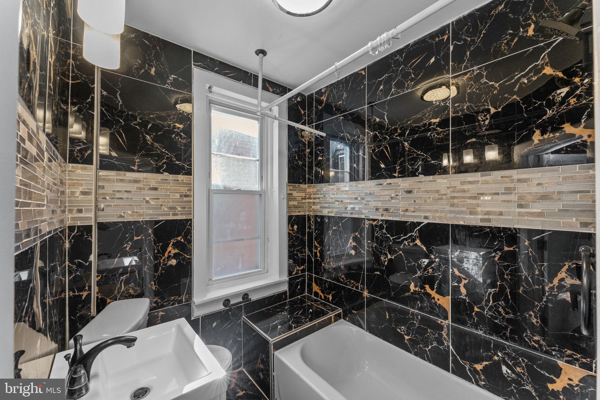 POINT BREEZE - Residential