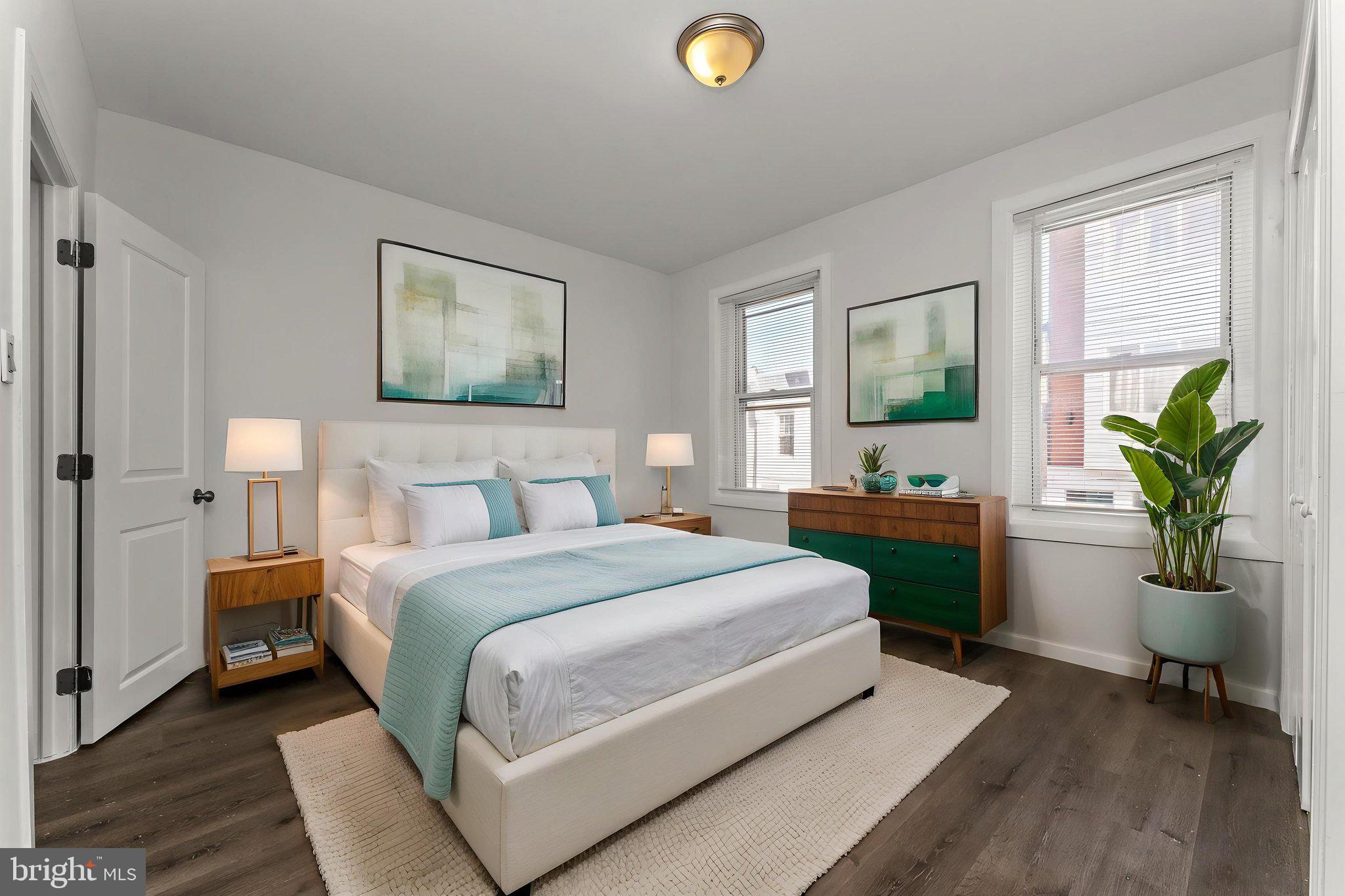 POINT BREEZE - Residential