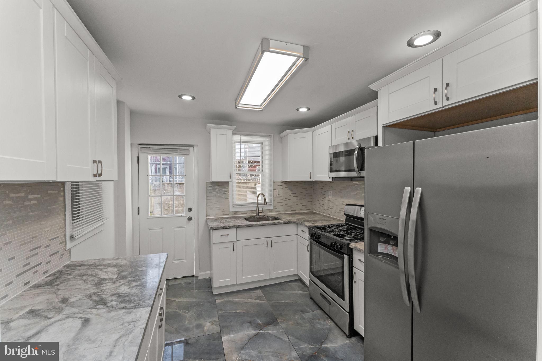 POINT BREEZE - Residential