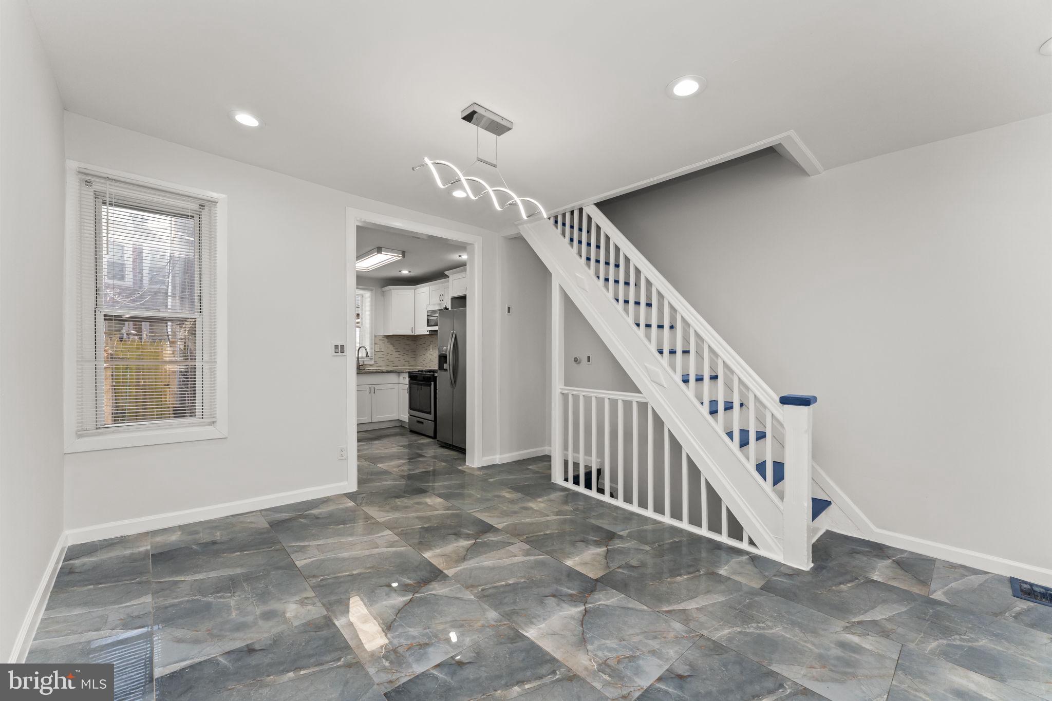 POINT BREEZE - Residential