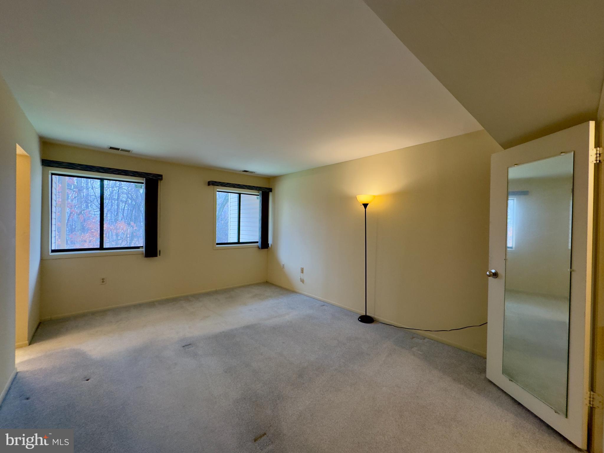 GARRISON - Residential Lease