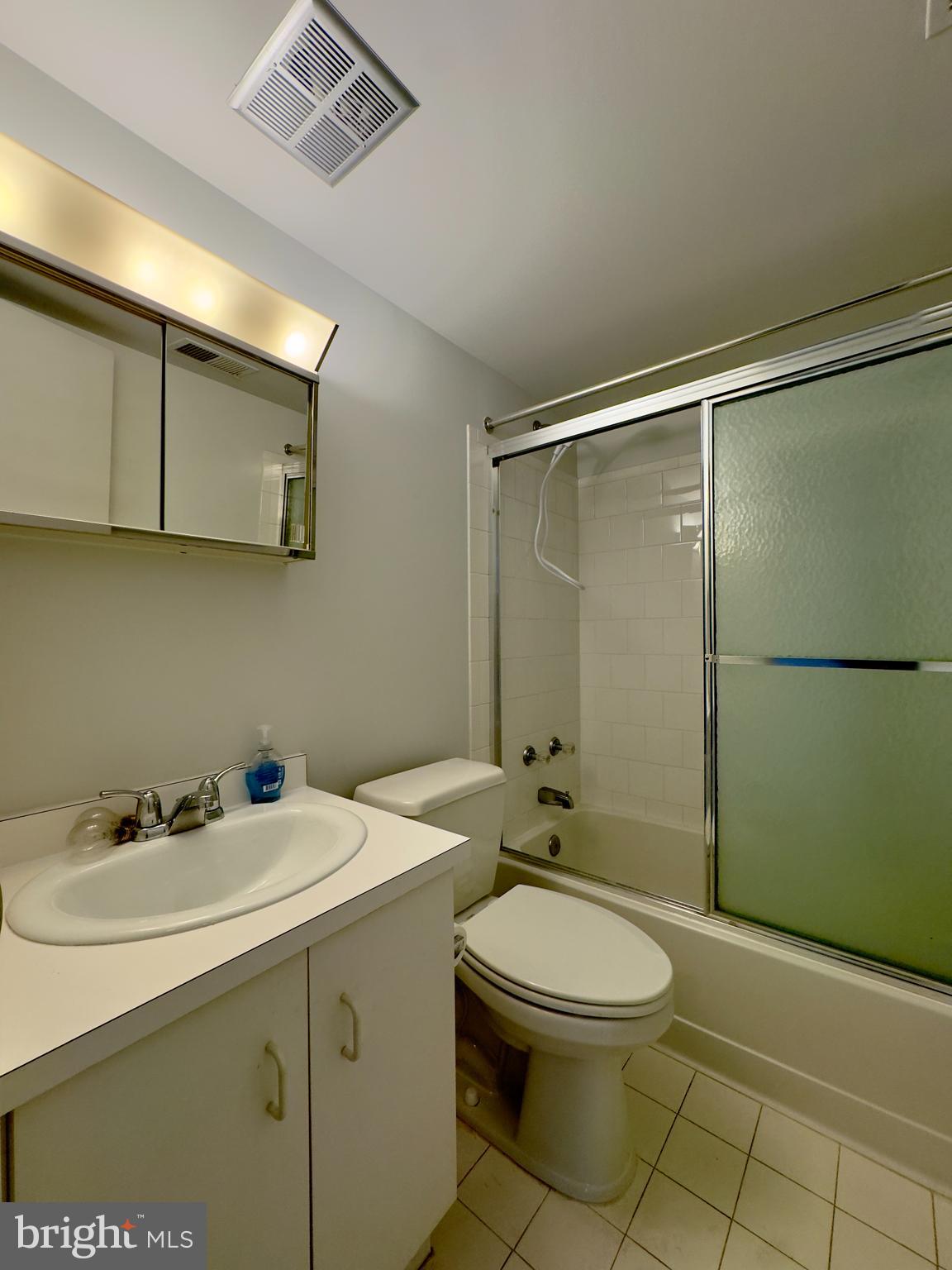 GARRISON - Residential Lease