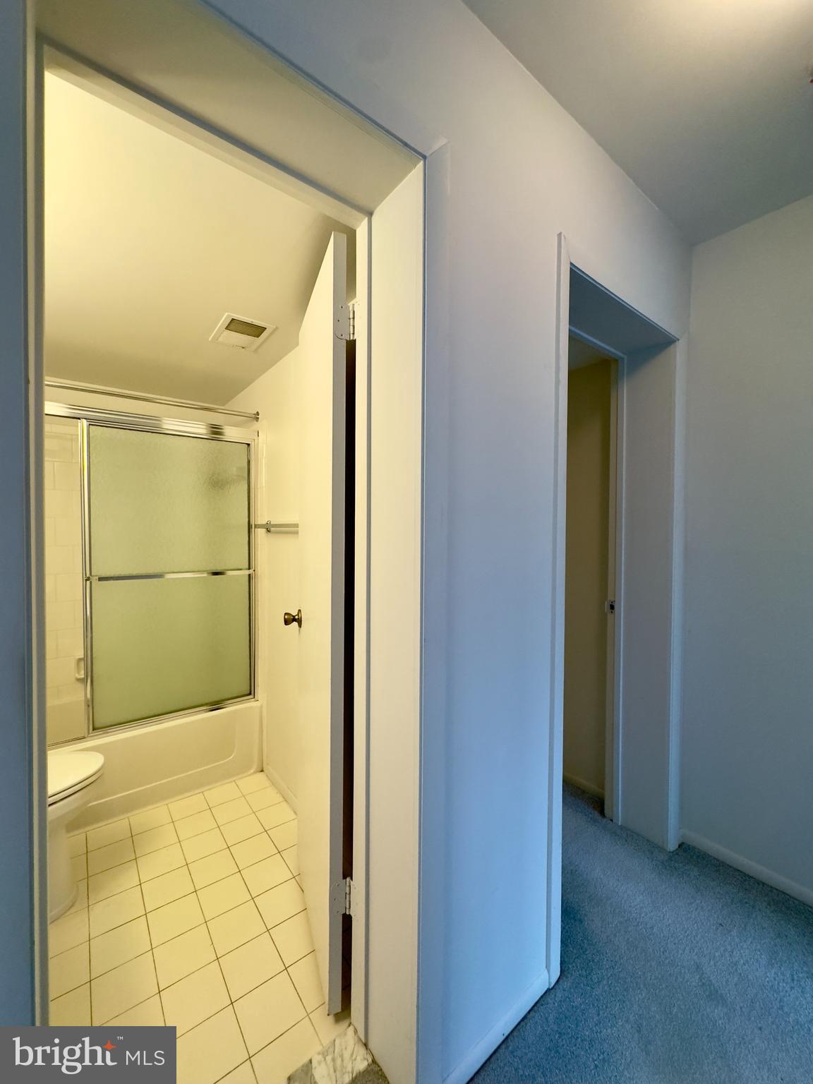 GARRISON - Residential Lease