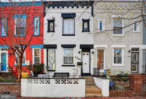 1241 DUNCAN PLACE NE WASHINGTON DC 20002