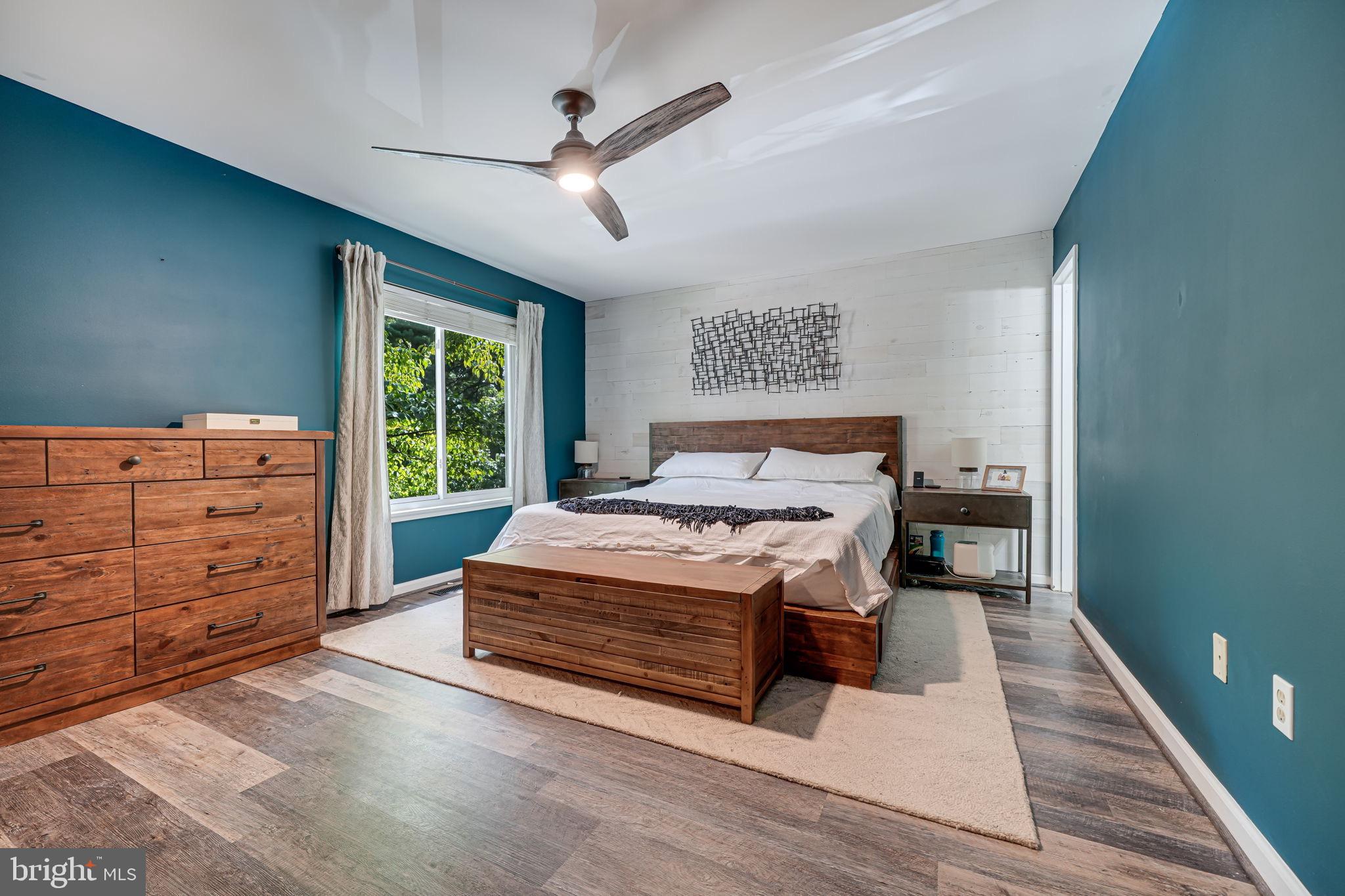 IVY OAK - Residential