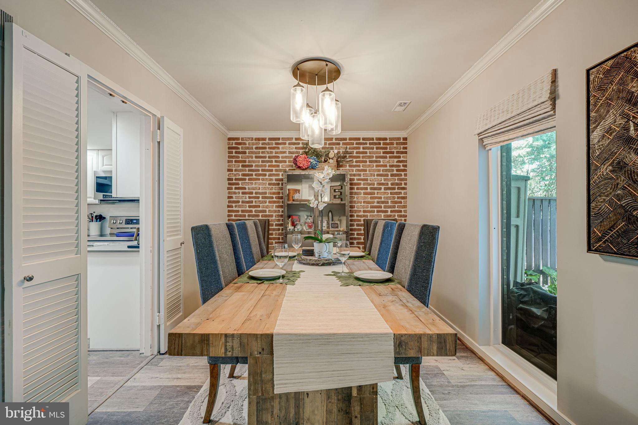 IVY OAK - Residential