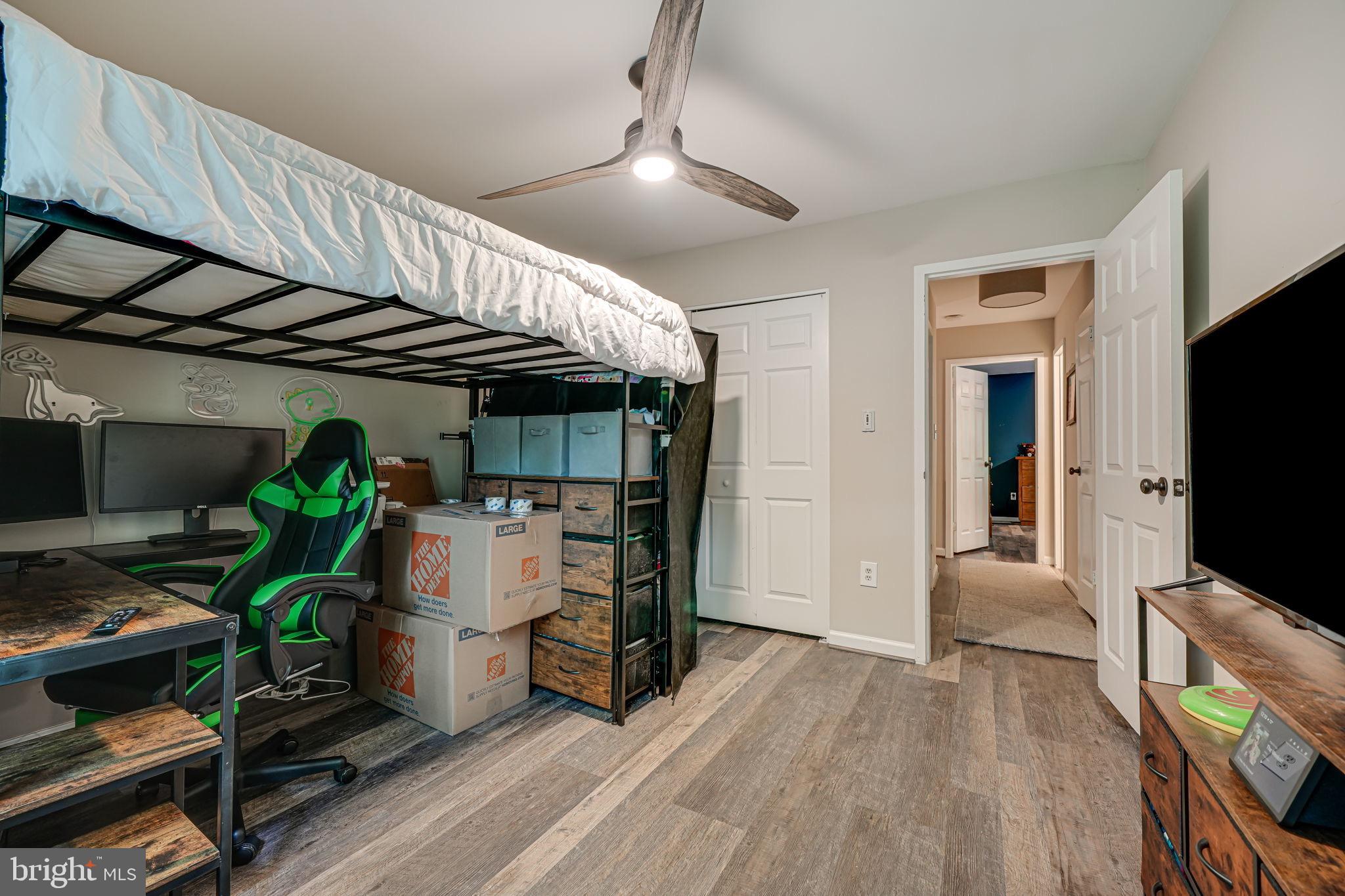 IVY OAK - Residential