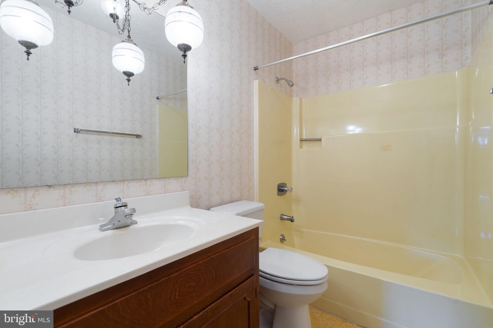 WINFREY CARLETON HILLS - Residential