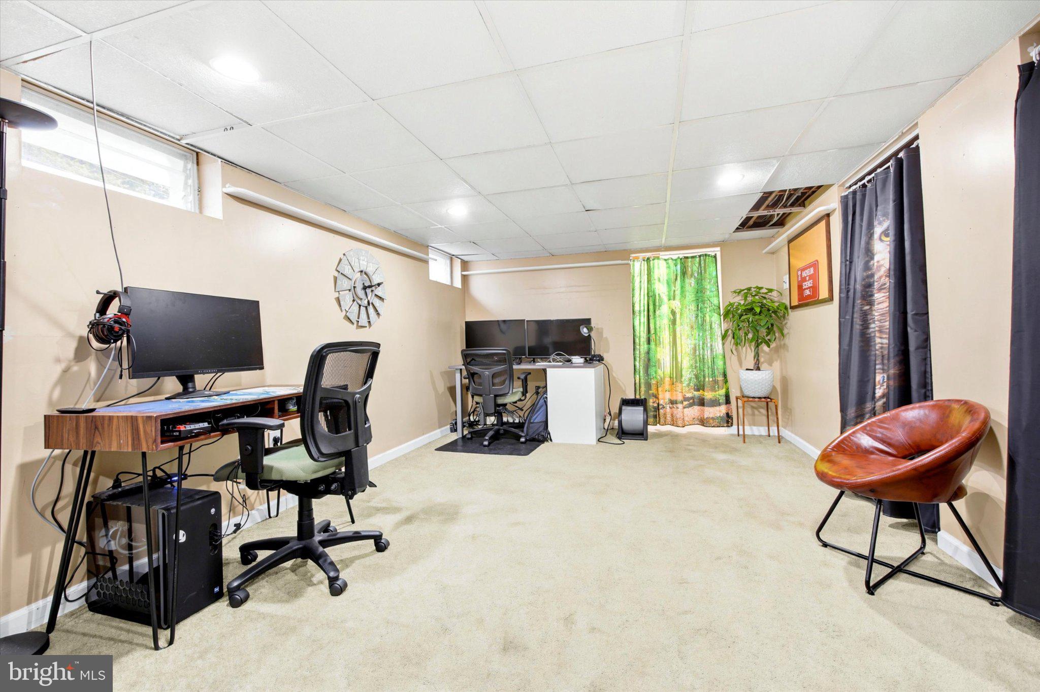 CLIFTON HEIGHTS - Residential