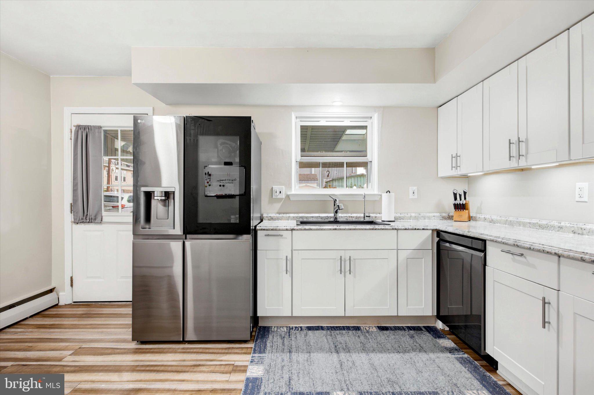 CLIFTON HEIGHTS - Residential