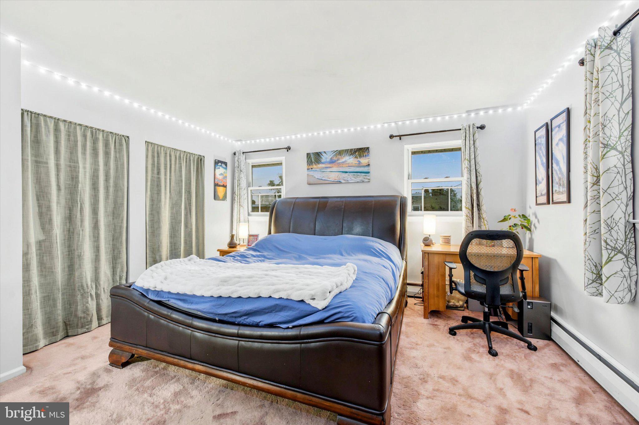 CLIFTON HEIGHTS - Residential