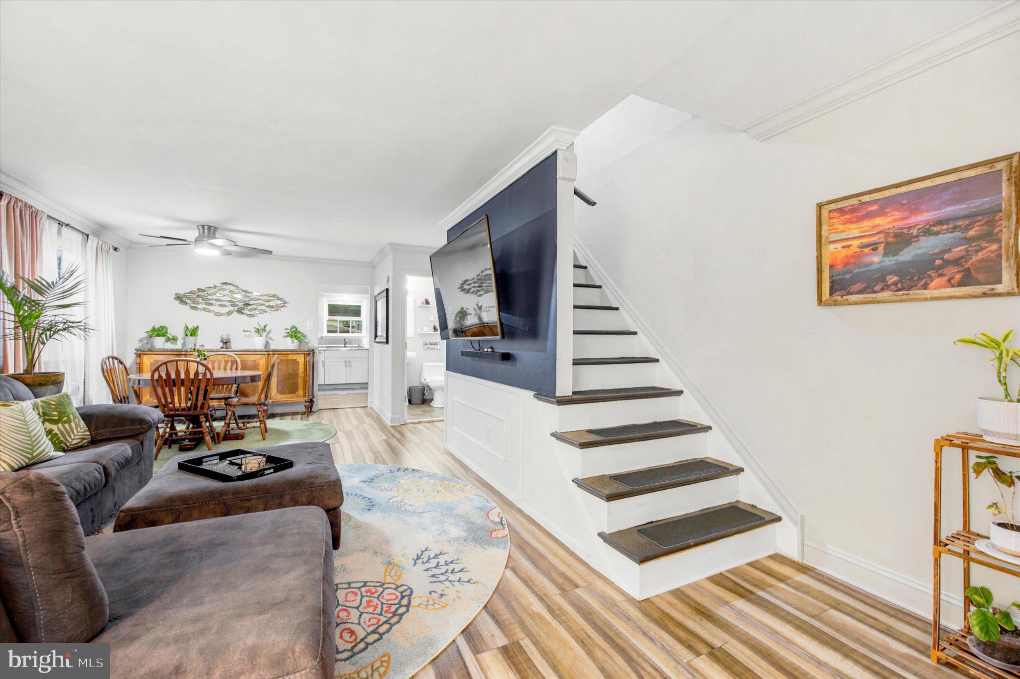 CLIFTON HEIGHTS - Residential