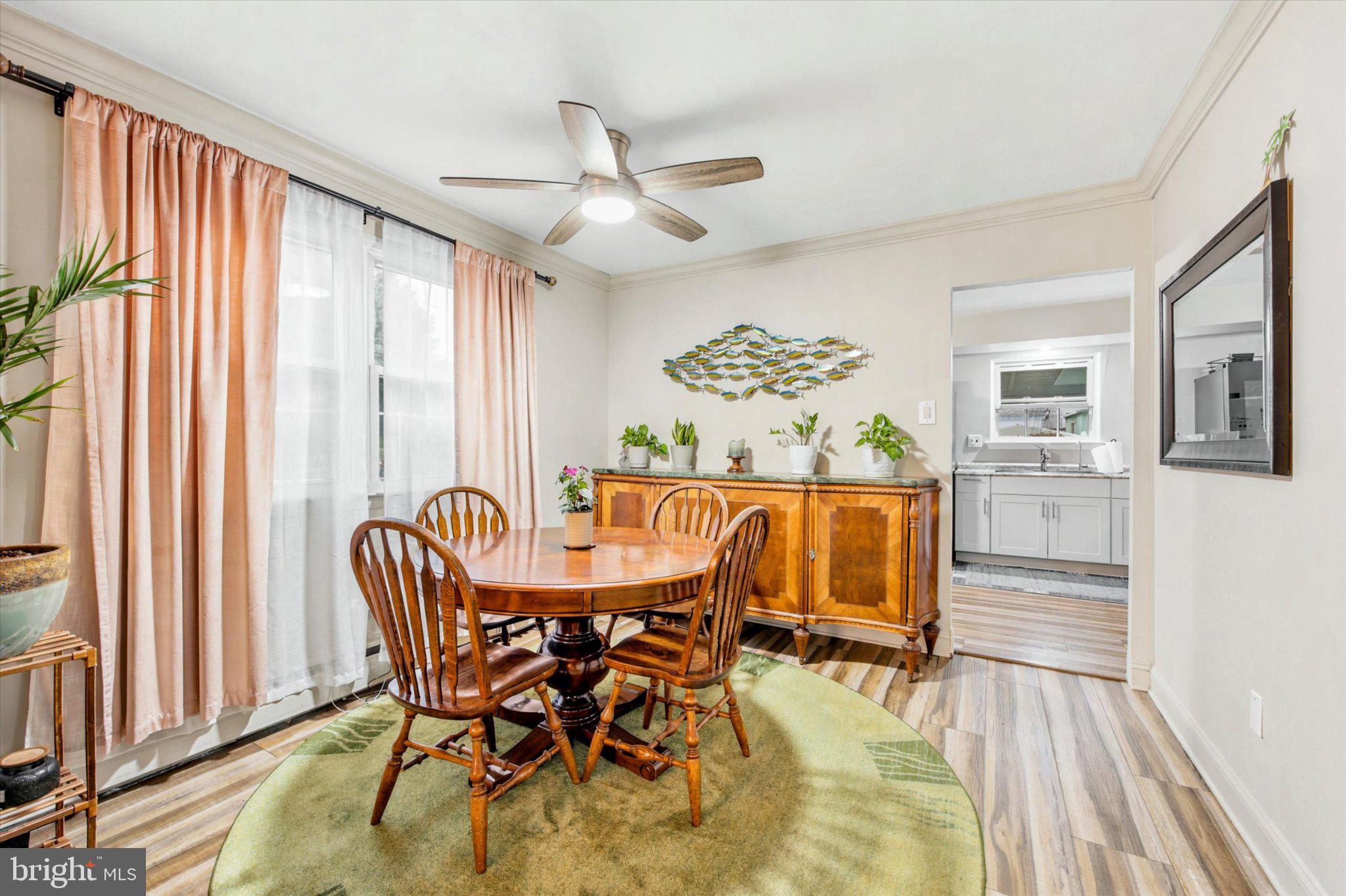 CLIFTON HEIGHTS - Residential