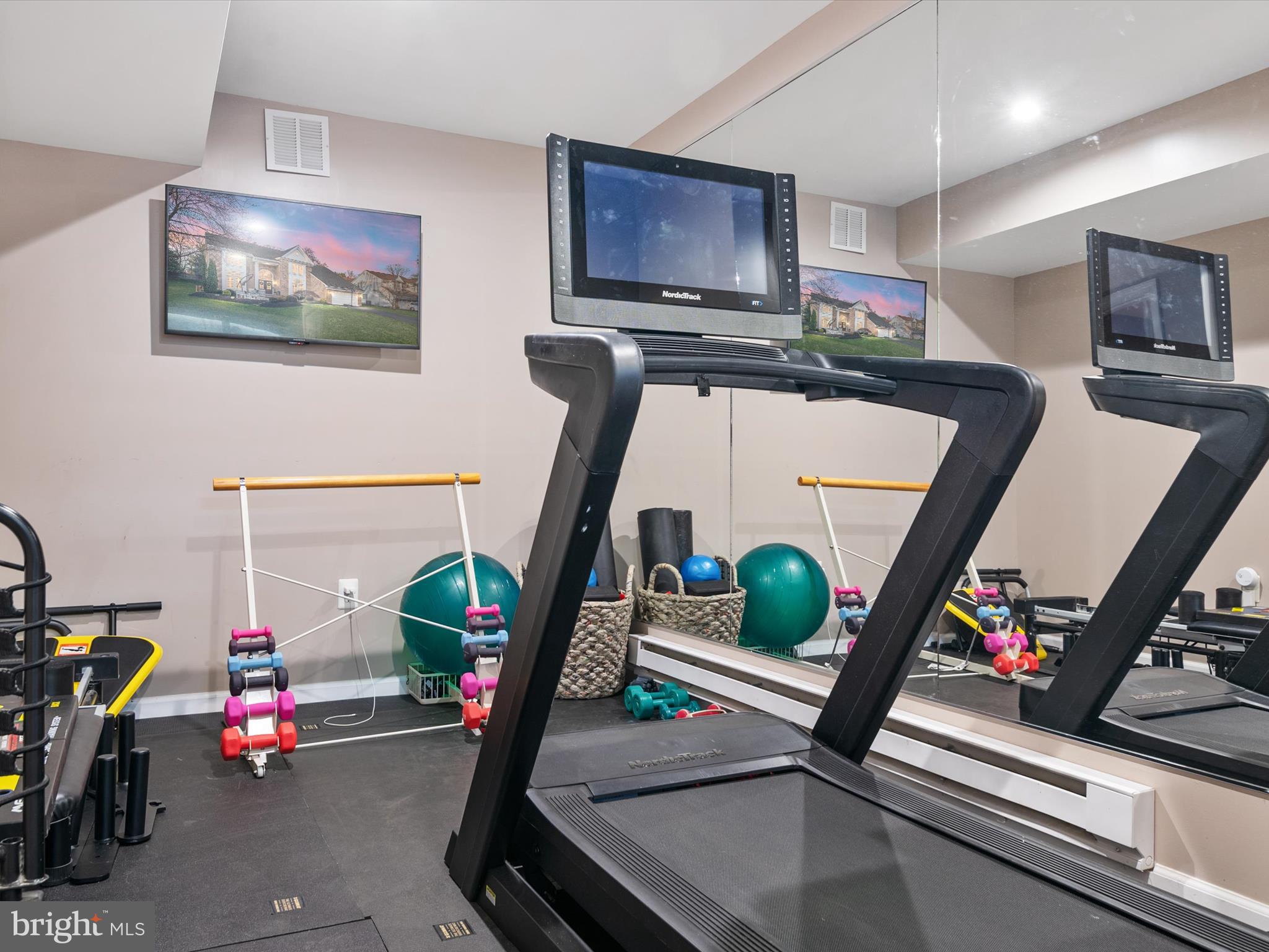 SHIPLEYS CHOICE - Residential