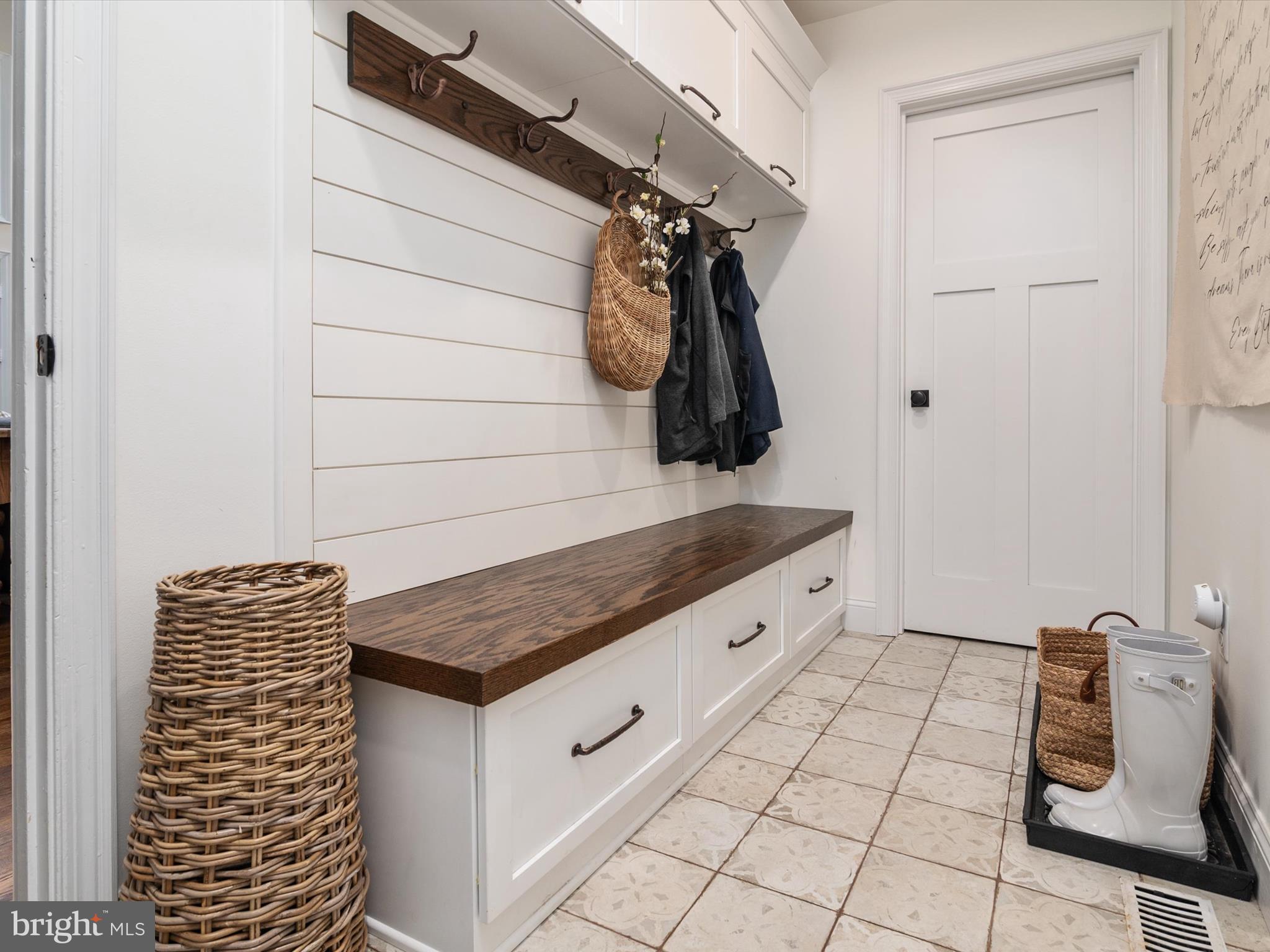 SHIPLEYS CHOICE - Residential