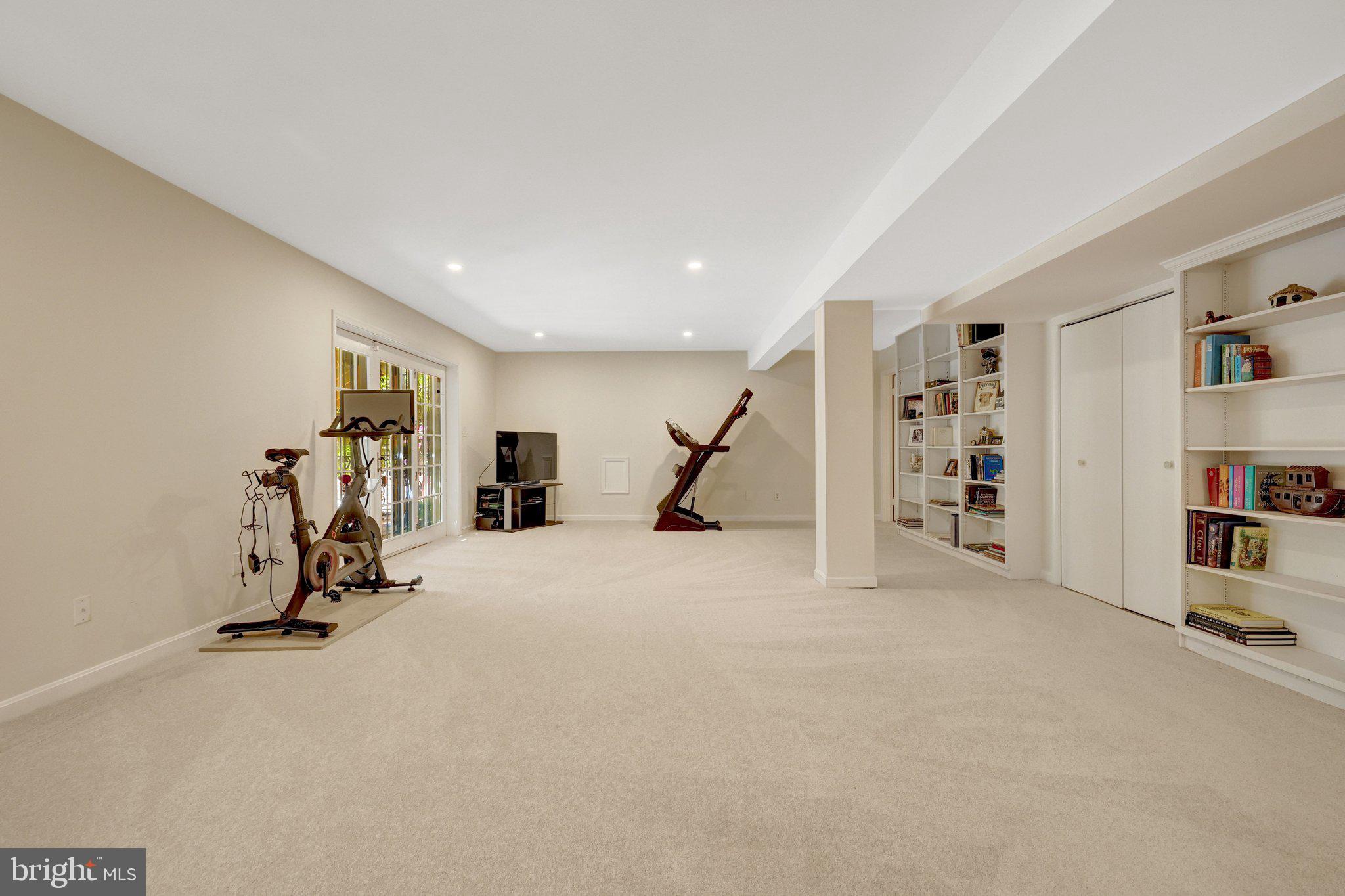 BLAIR WOODS - Residential