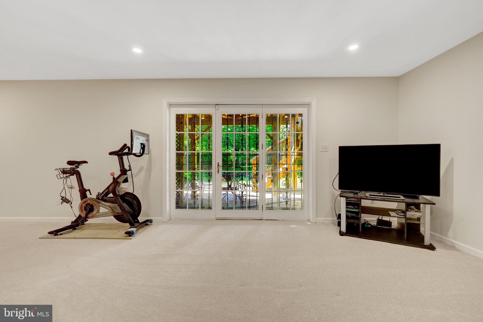 BLAIR WOODS - Residential