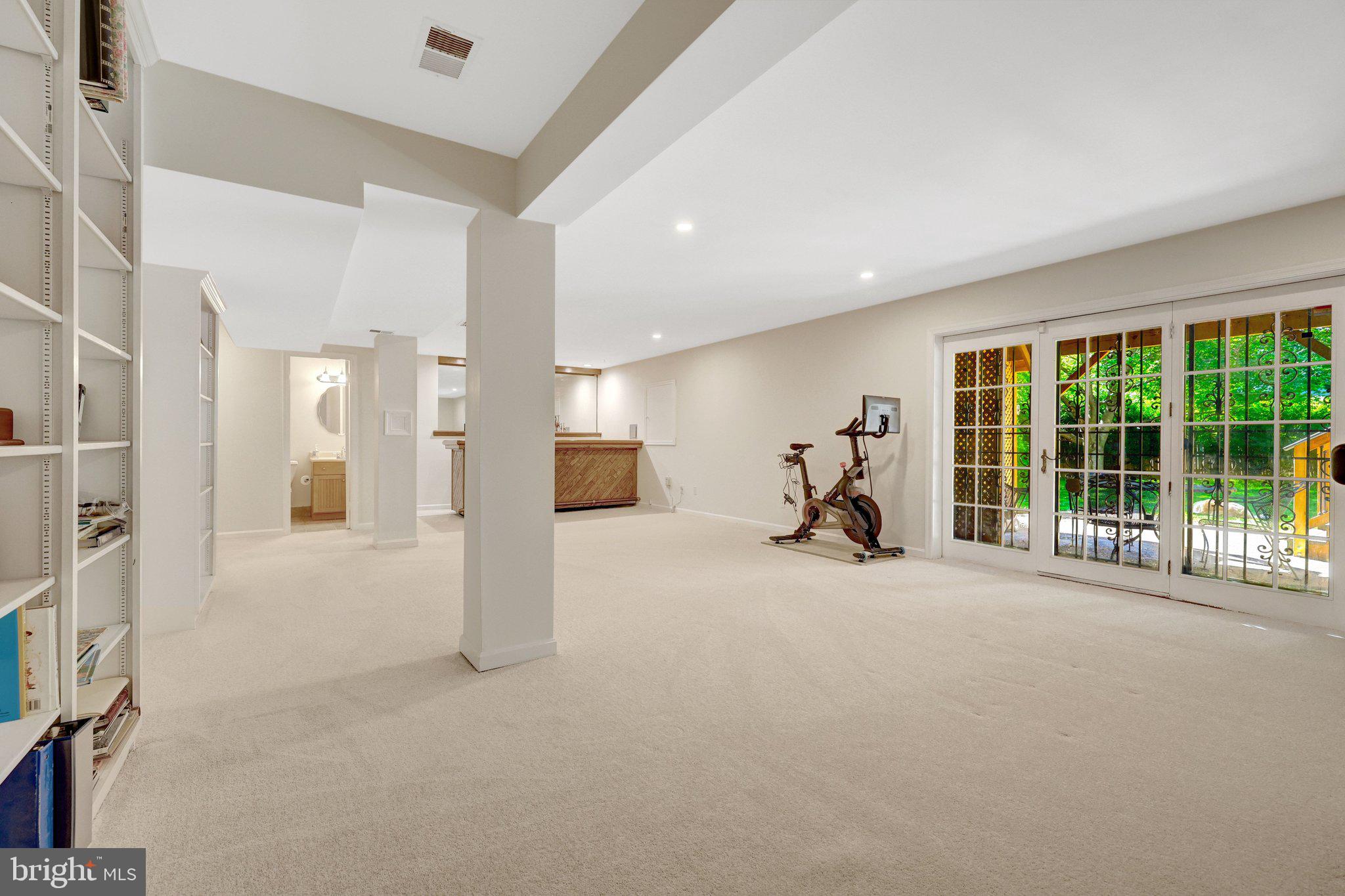 BLAIR WOODS - Residential