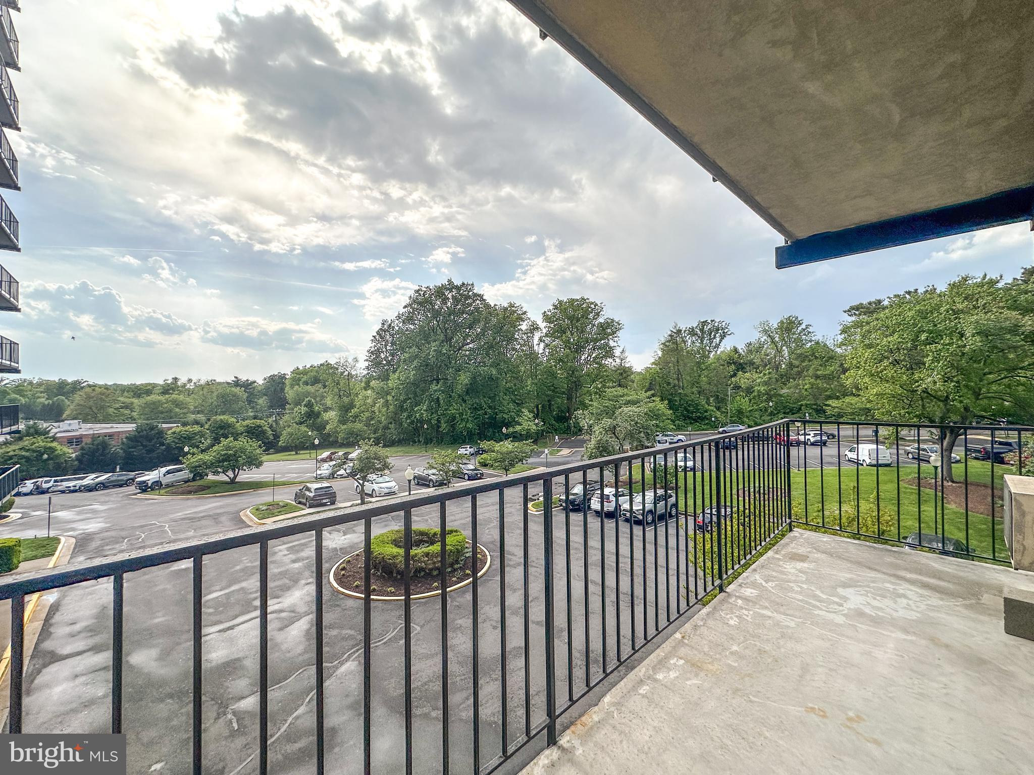 BARCROFT HILLS - Residential