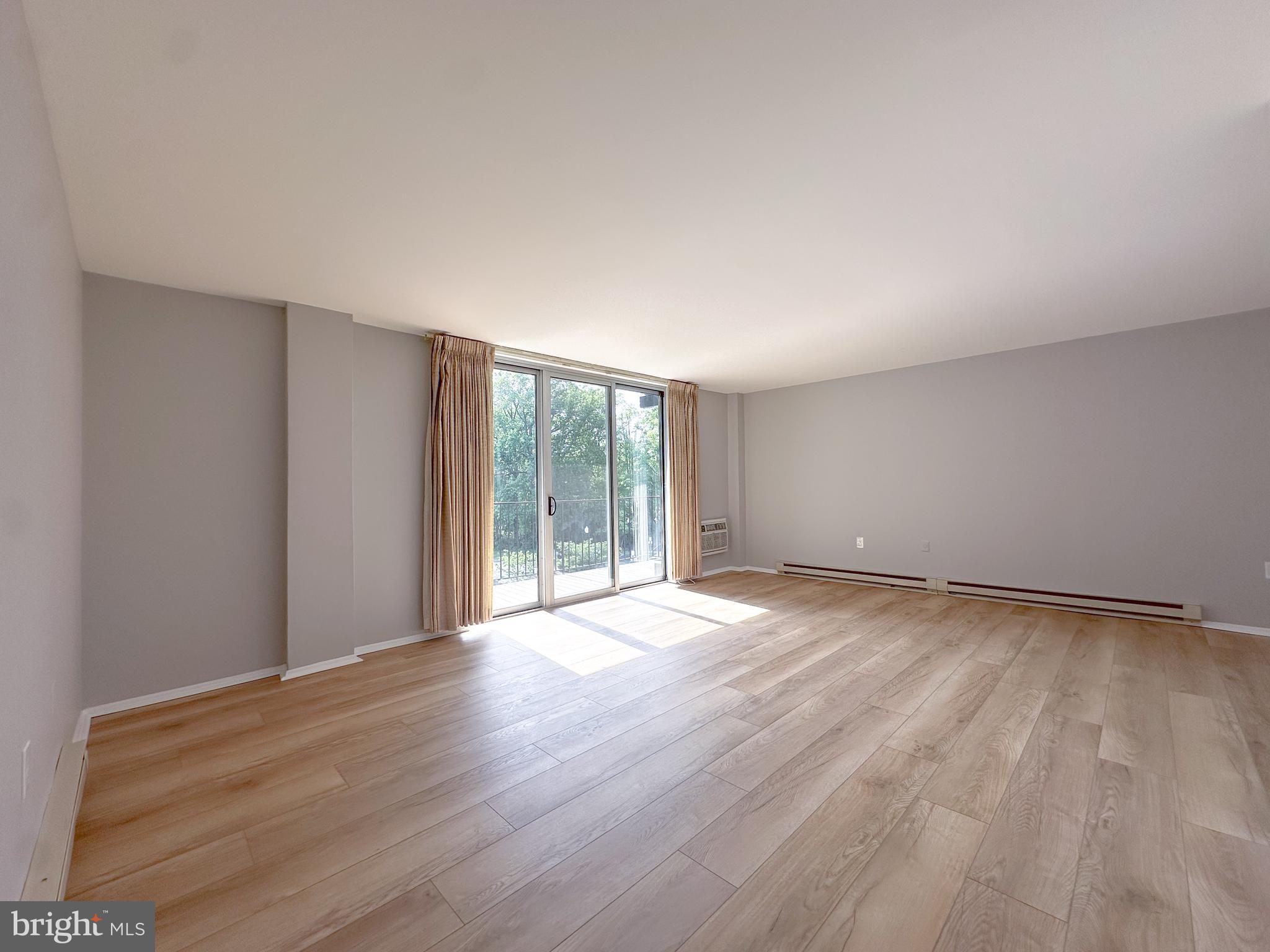 BARCROFT HILLS - Residential