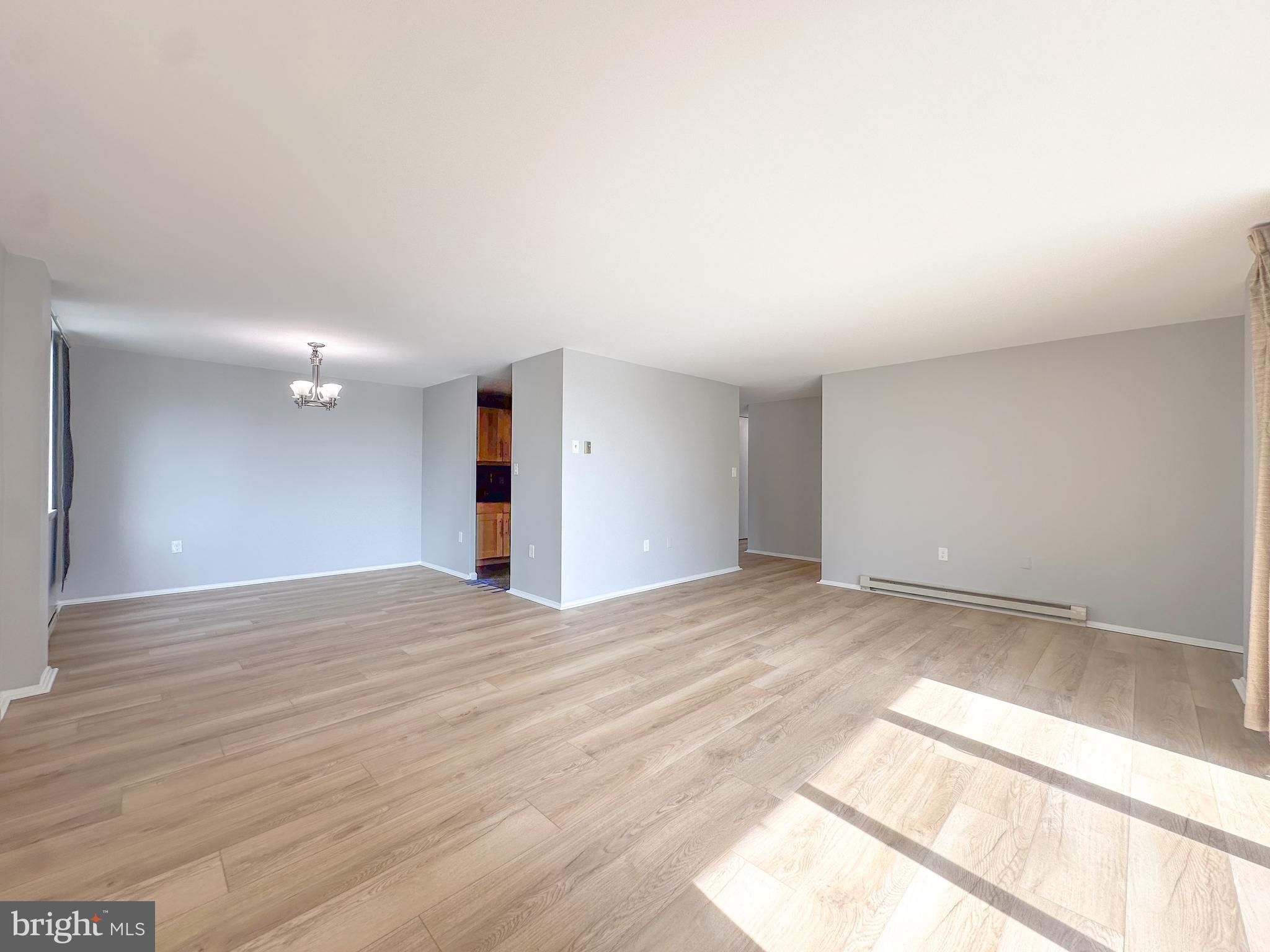 BARCROFT HILLS - Residential