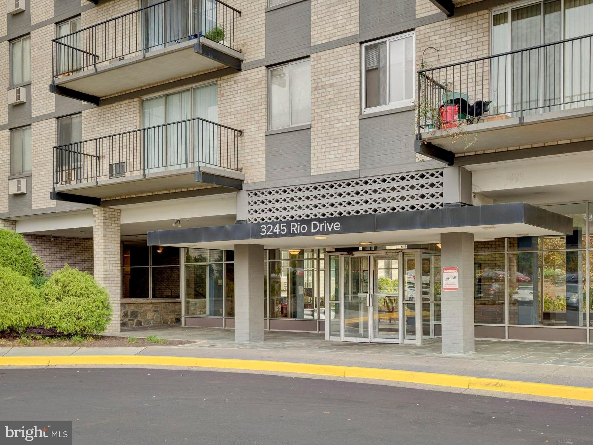 BARCROFT HILLS - Residential