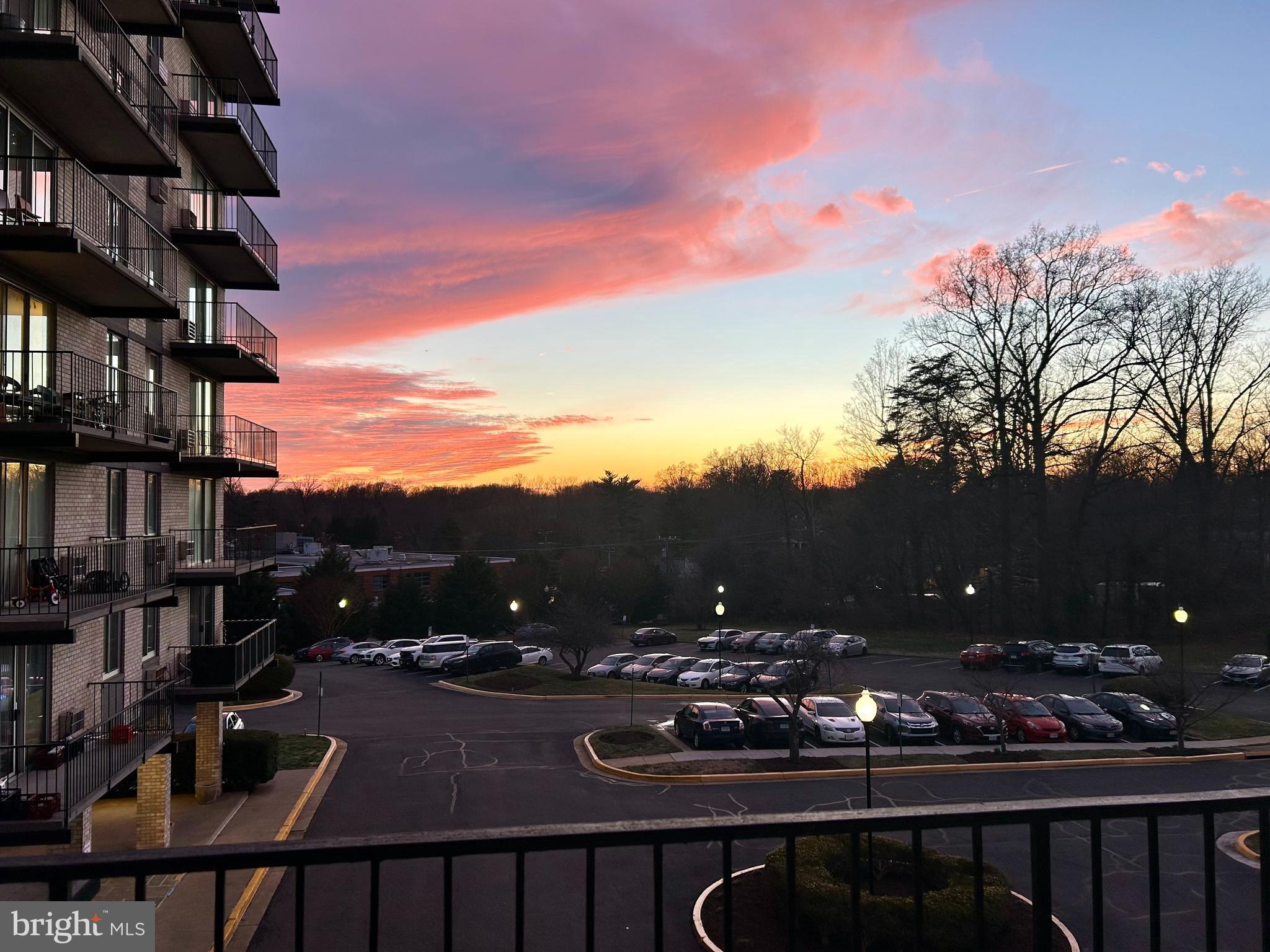 BARCROFT HILLS - Residential